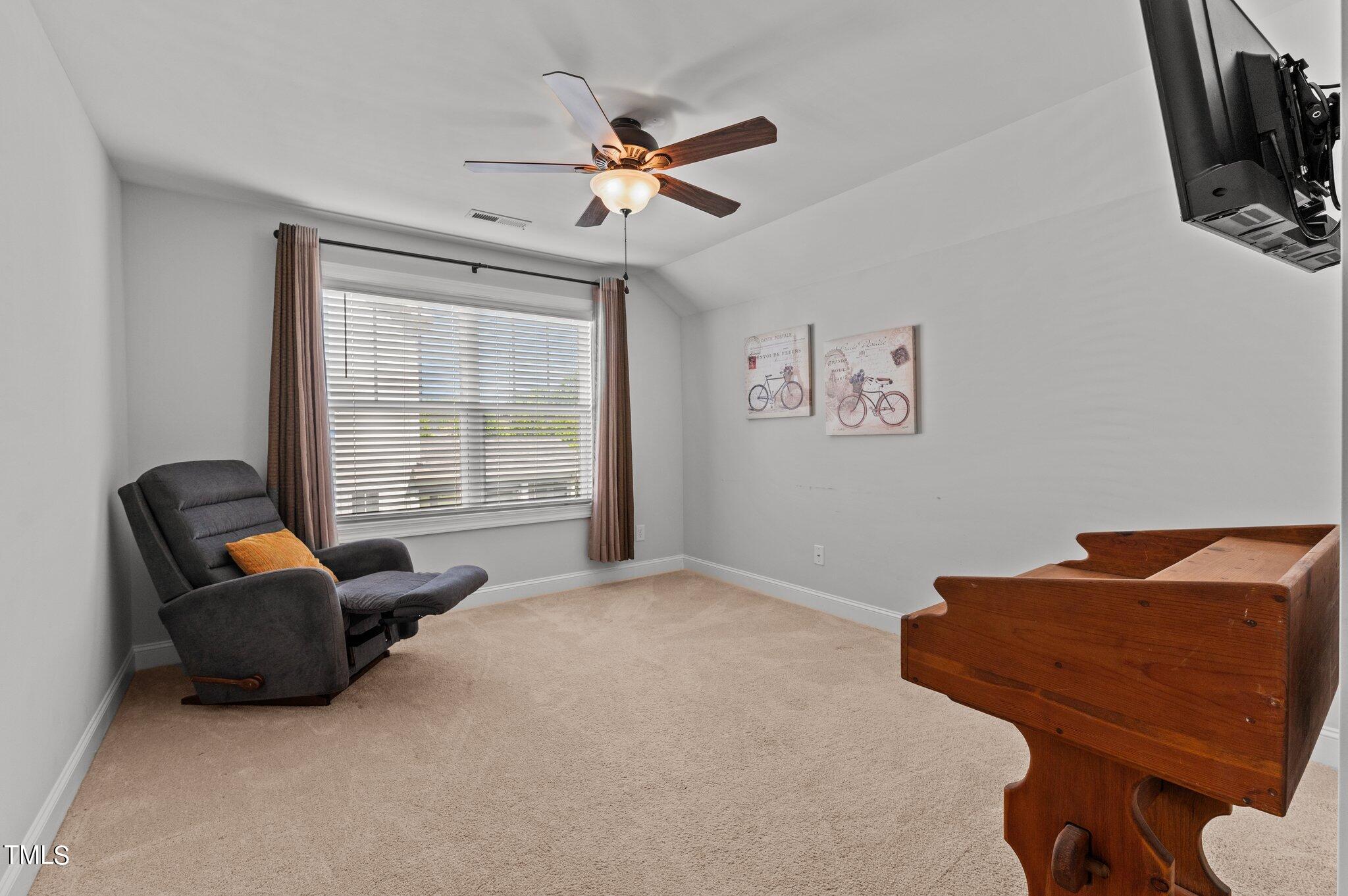 736 Sparrowhawk Lane