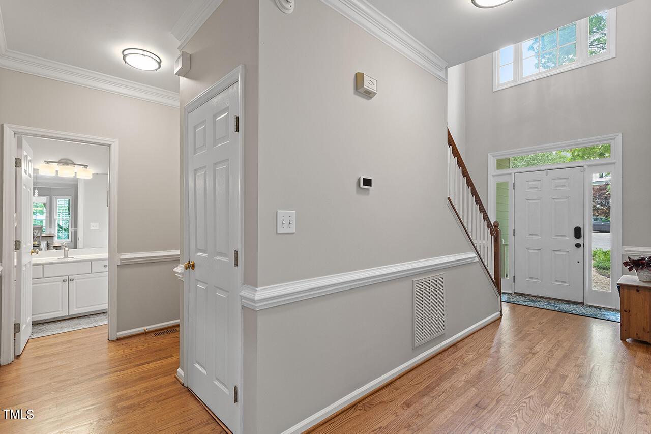 2604 Clerestory Place