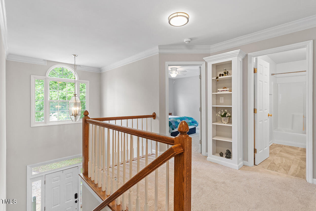2604 Clerestory Place