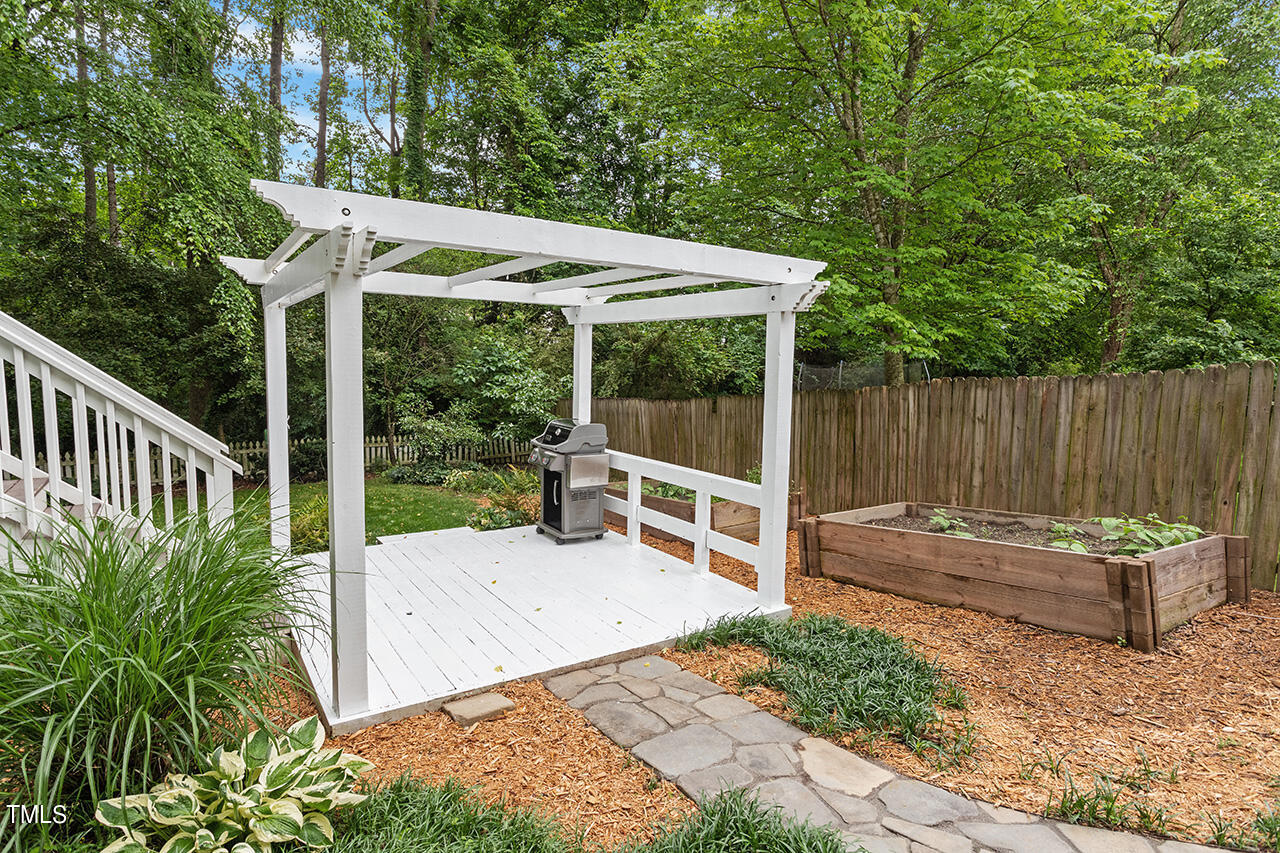 2604 Clerestory Place