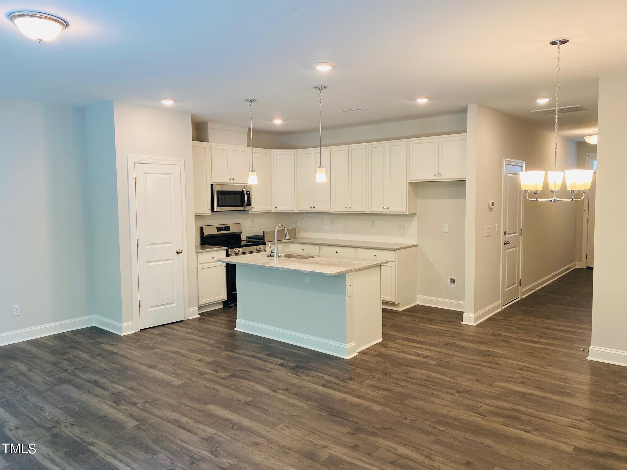532 Barrington Row Avenue # 282