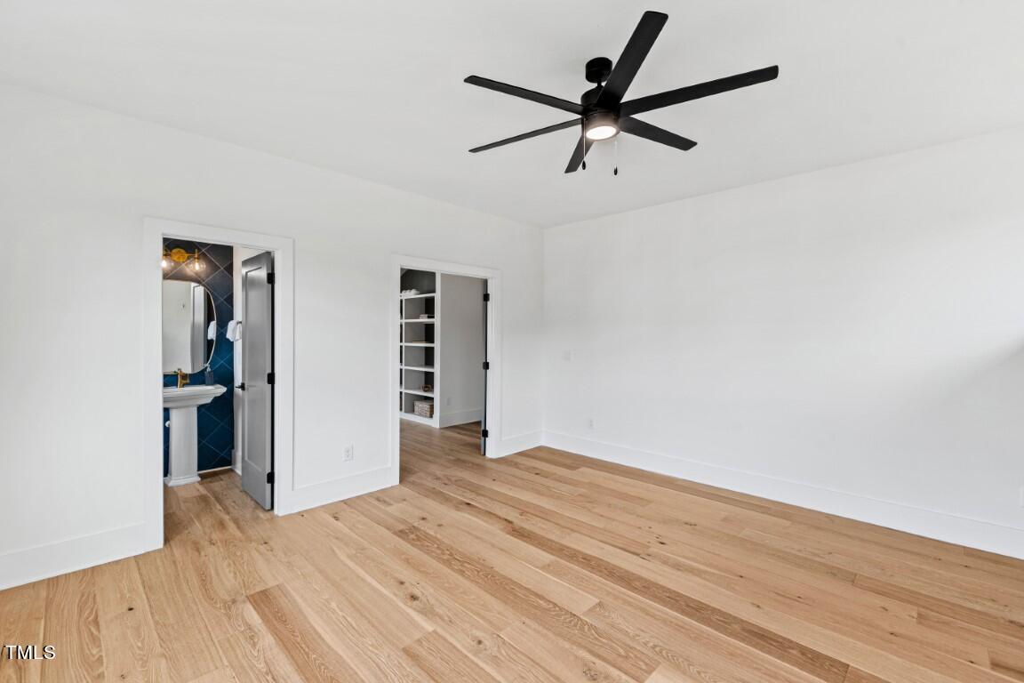 20 Chestnut Oak Drive