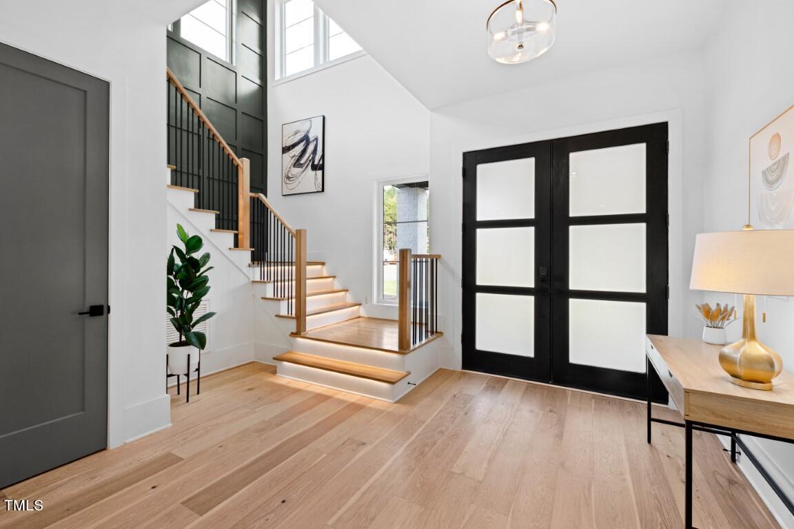 20 Chestnut Oak Drive