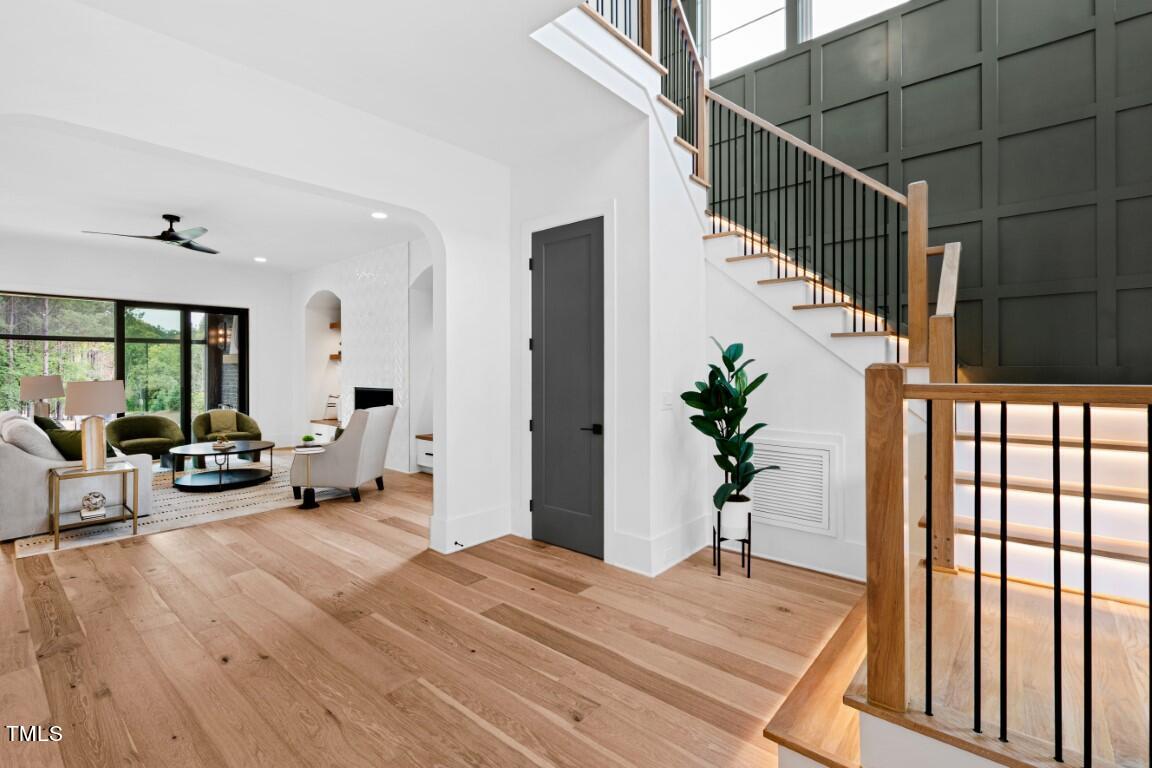 20 Chestnut Oak Drive