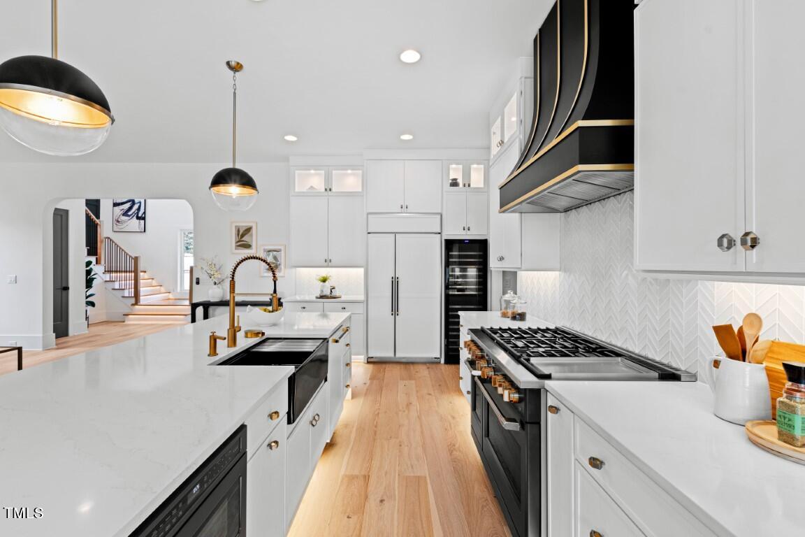 20 Chestnut Oak Drive
