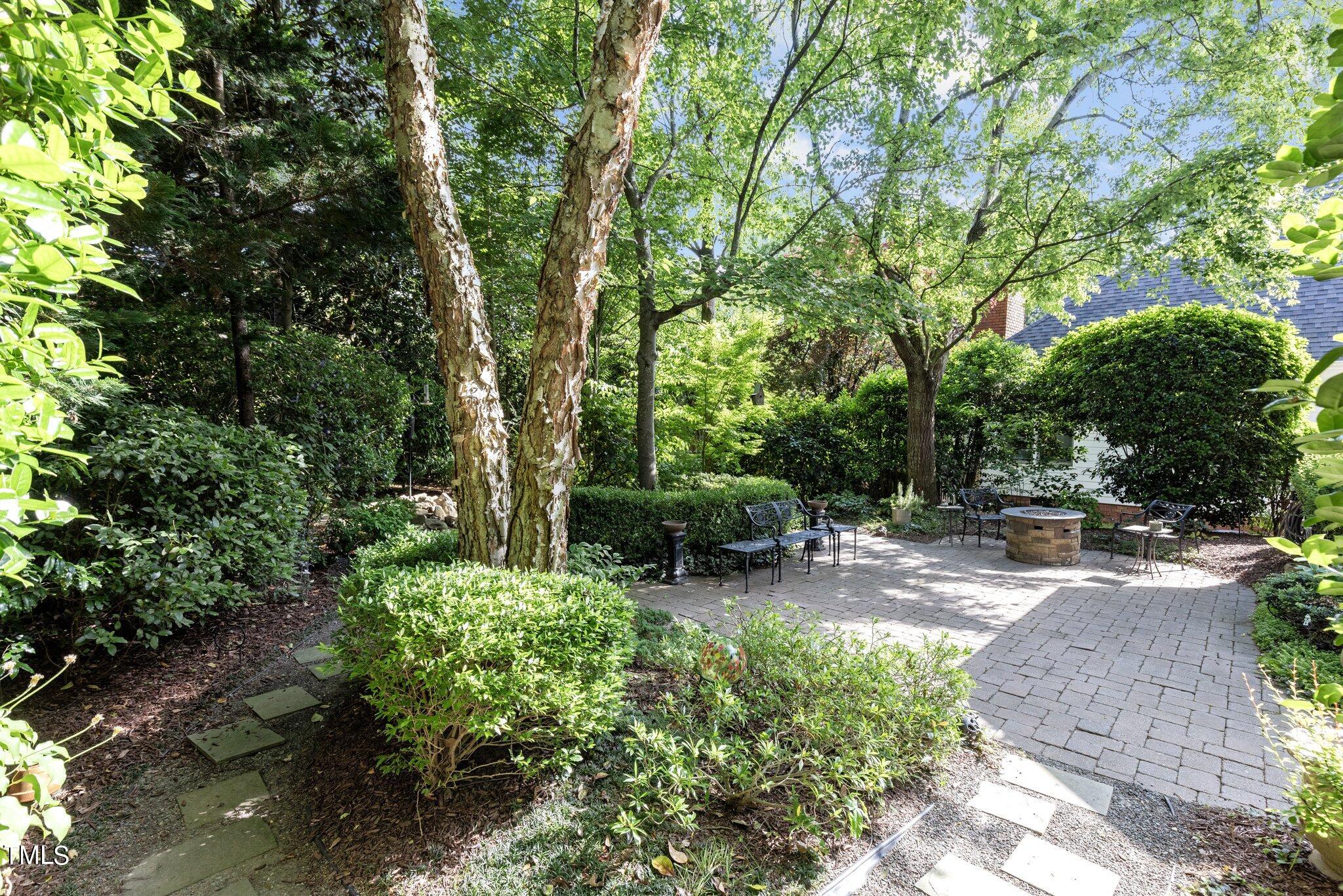 105 Yorkchester Way