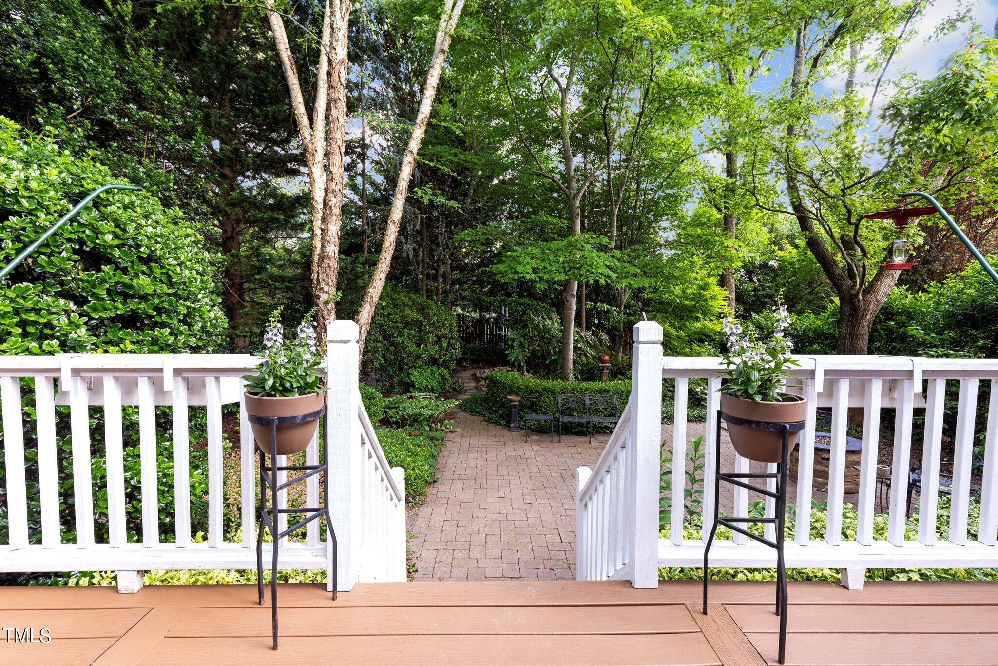 105 Yorkchester Way