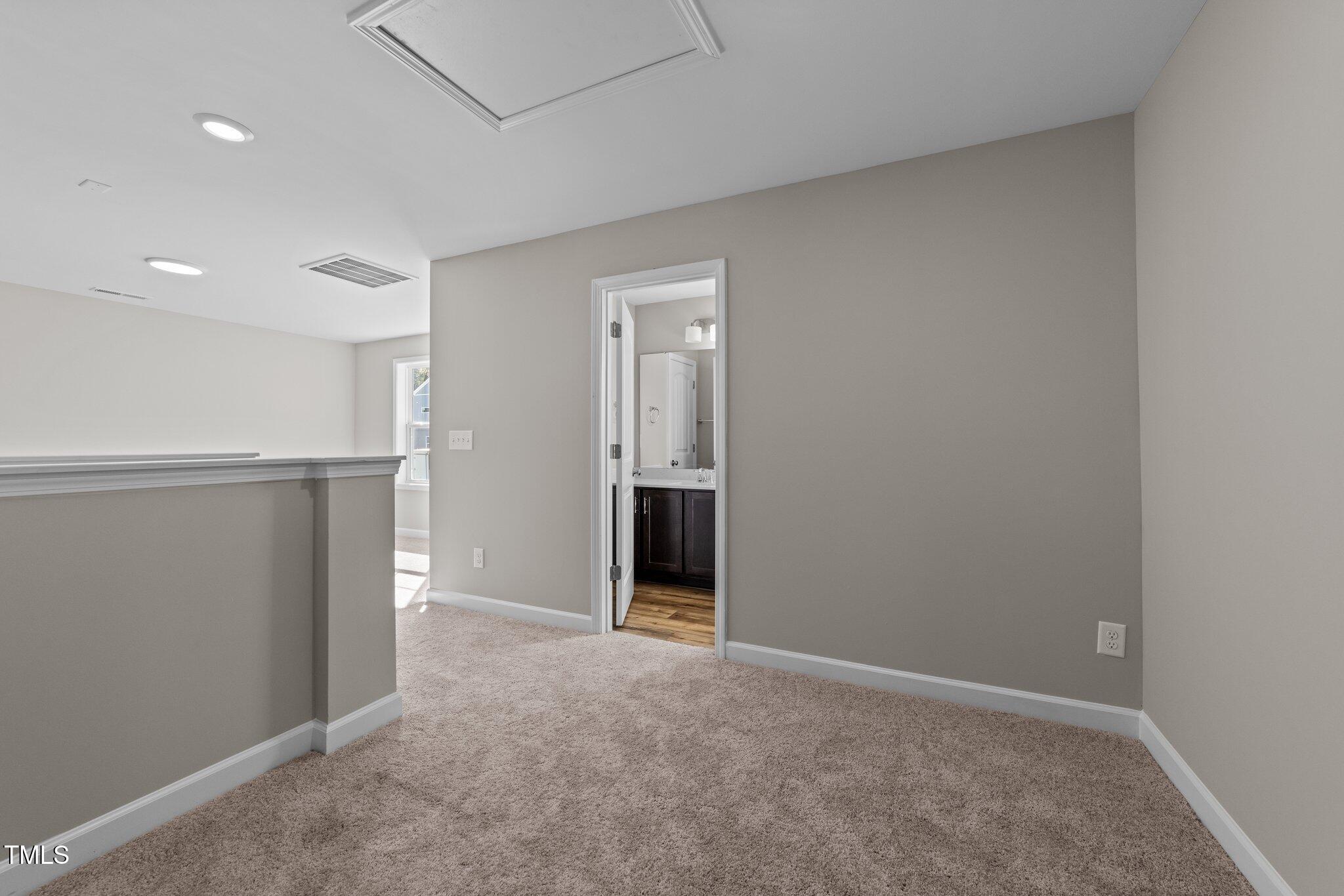 555 Husketh Road