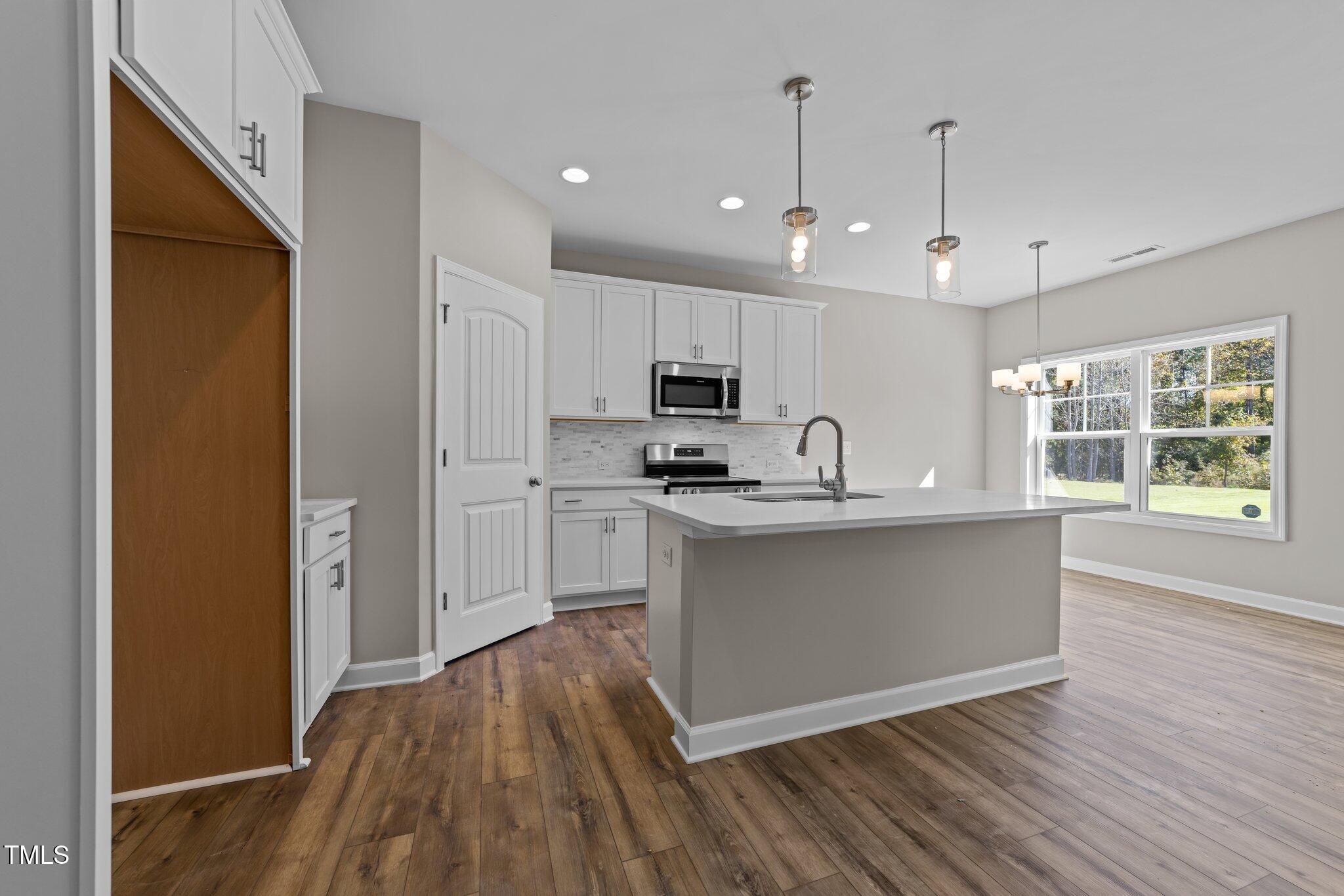 600 Husketh Road