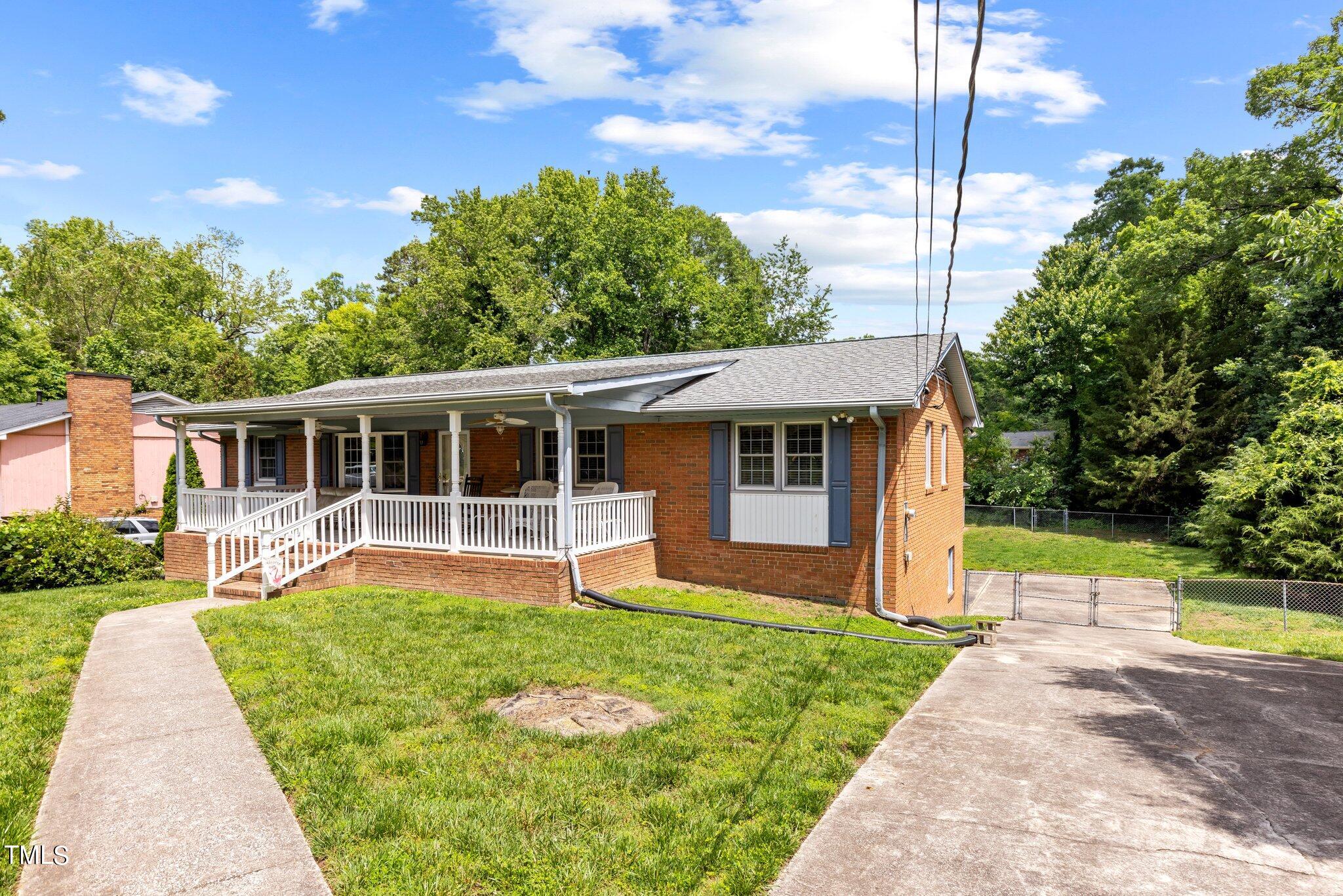 4404 Leota Drive