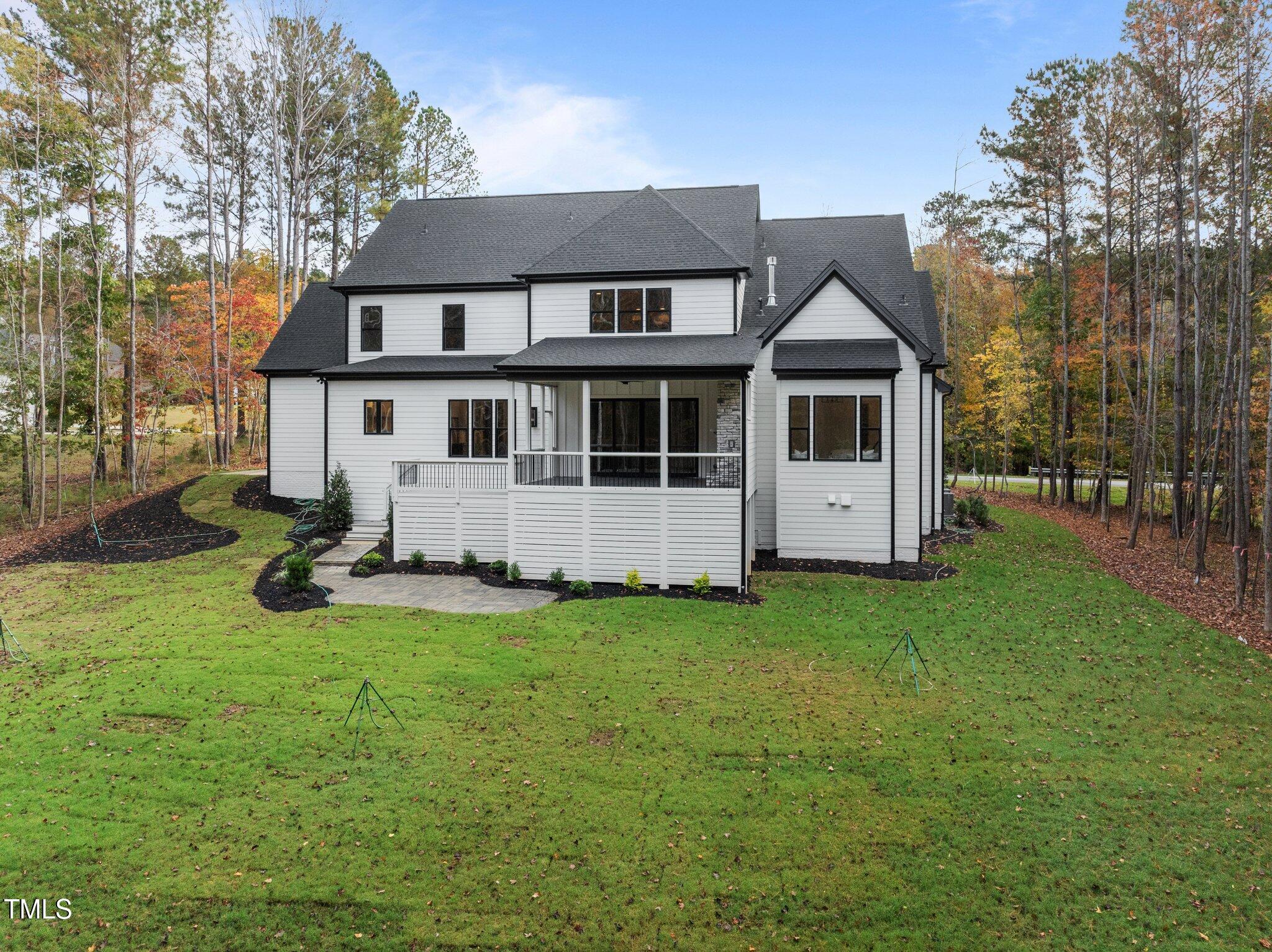 1601 Rock Dove Way