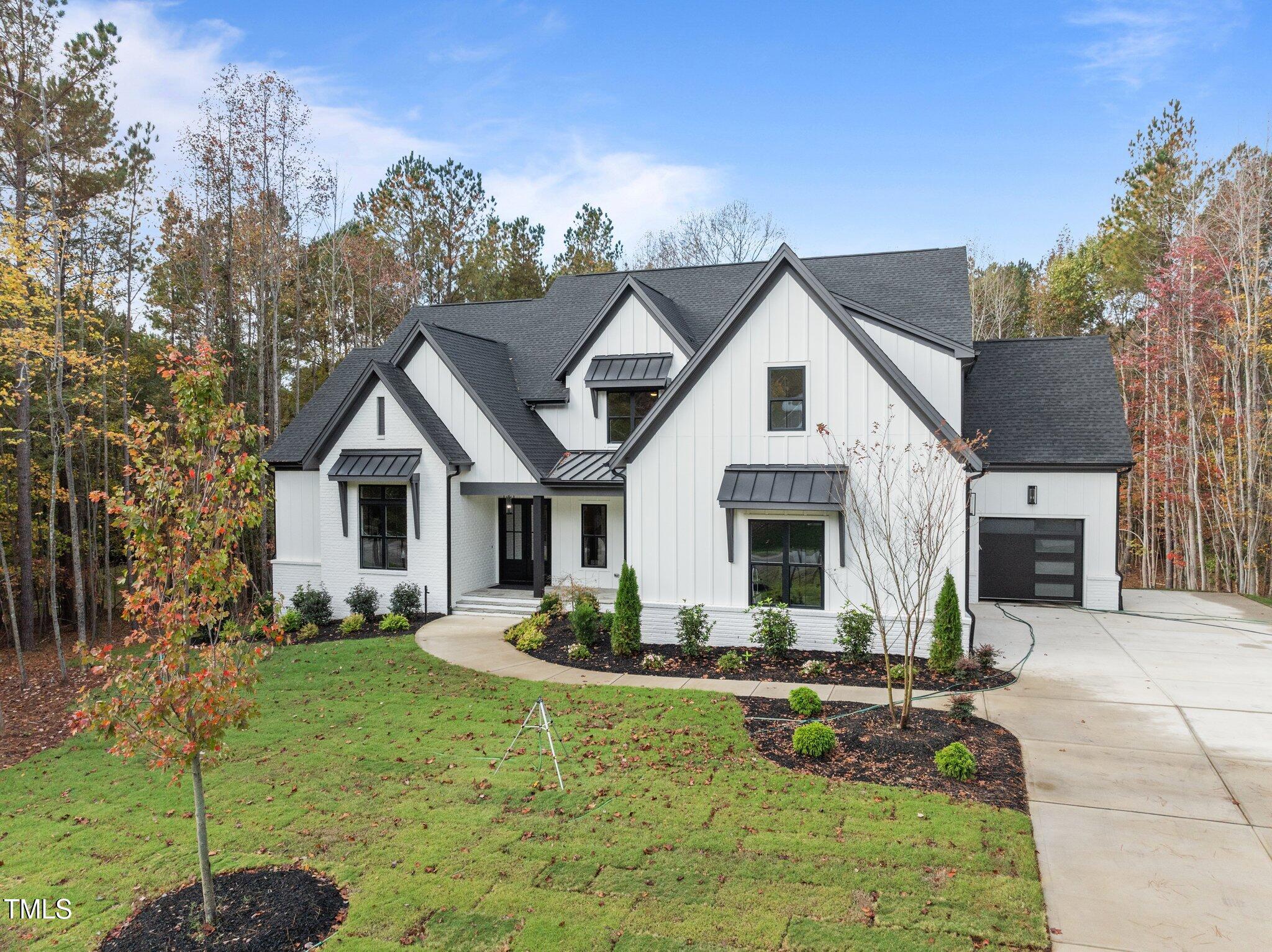 1601 Rock Dove Way