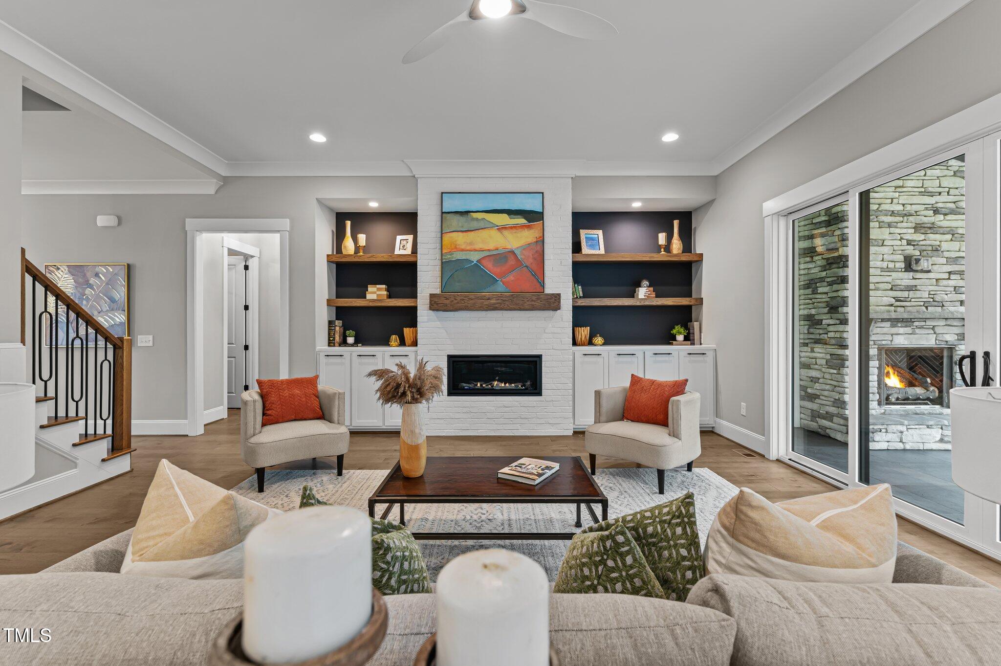 1601 Rock Dove Way