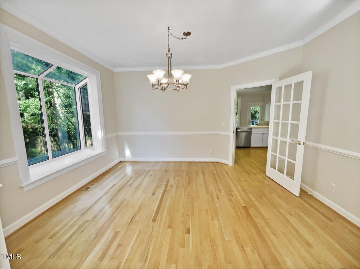 116 Forest Edge Drive
