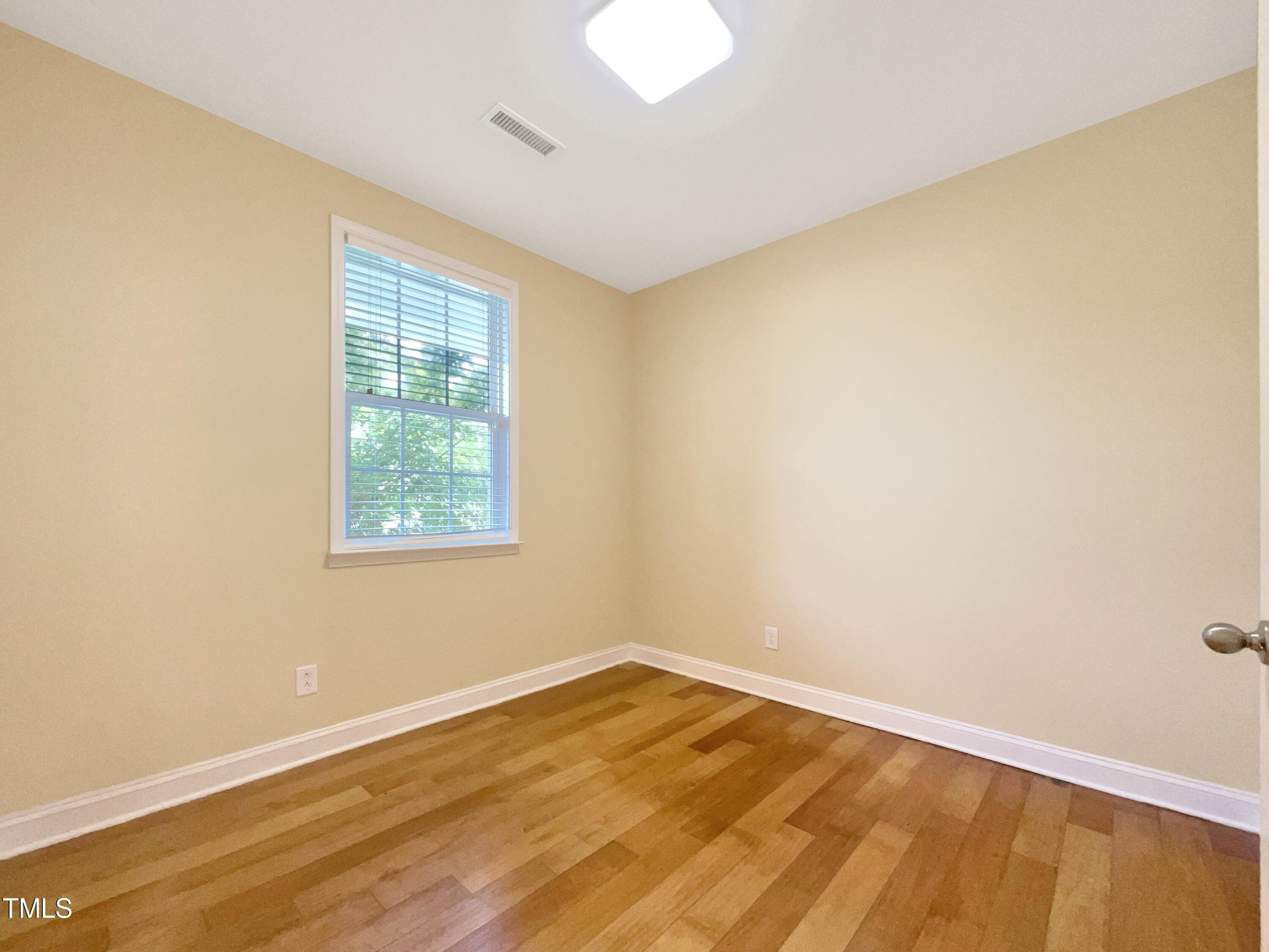 728 Hewespoint Court