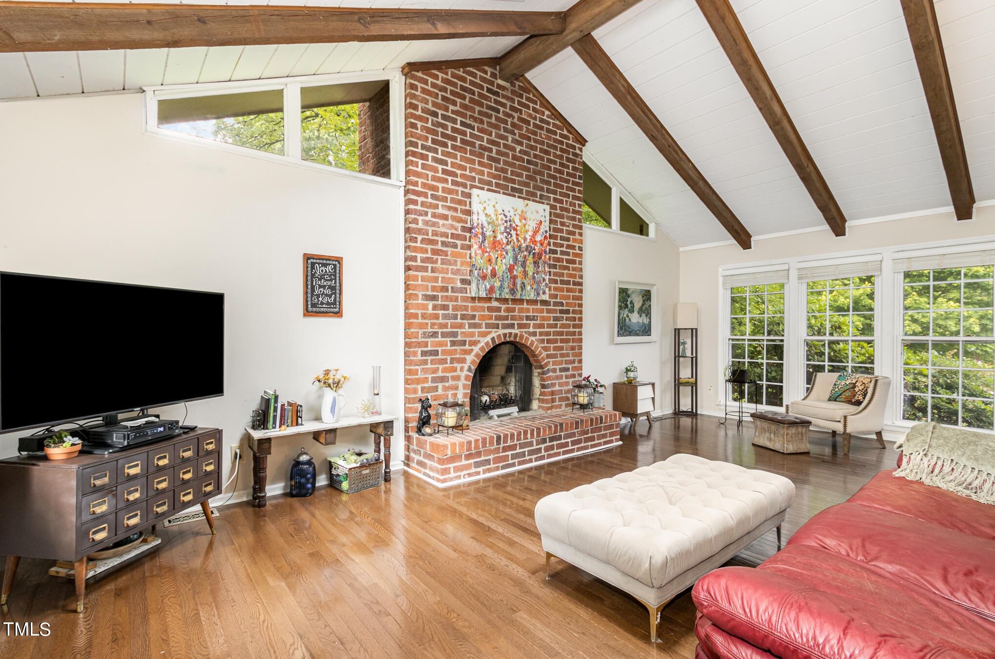 1408 Ravenhurst Drive
