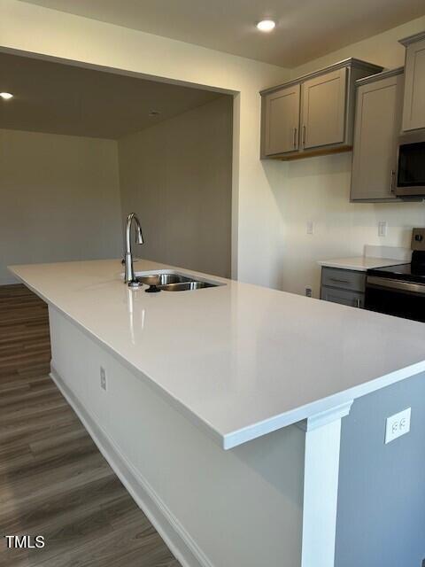 151 Hyacinth Lane # 202