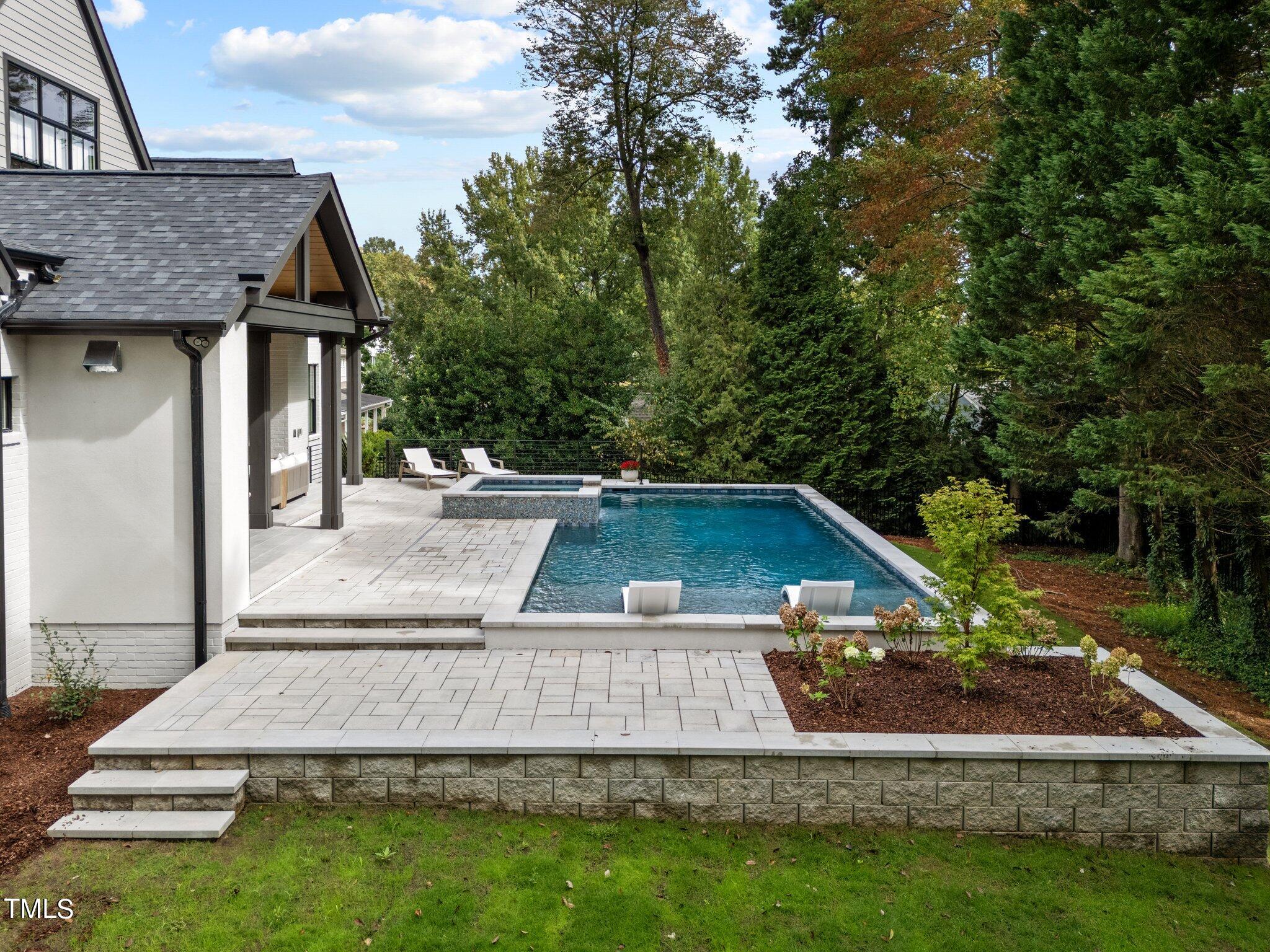 1308 Hedgelawn Way