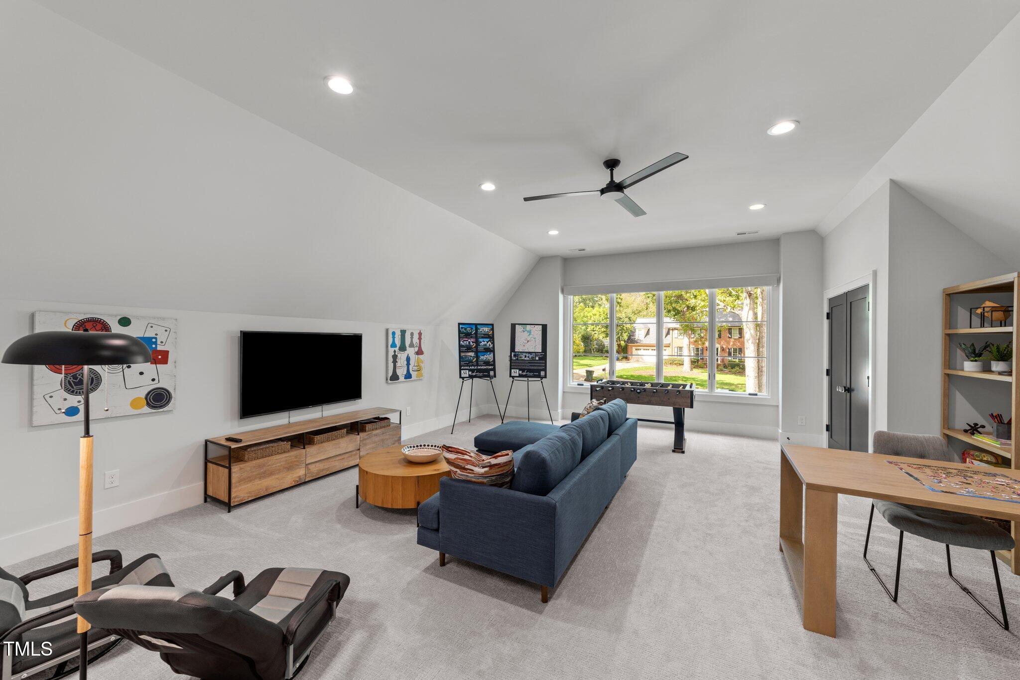 1308 Hedgelawn Way