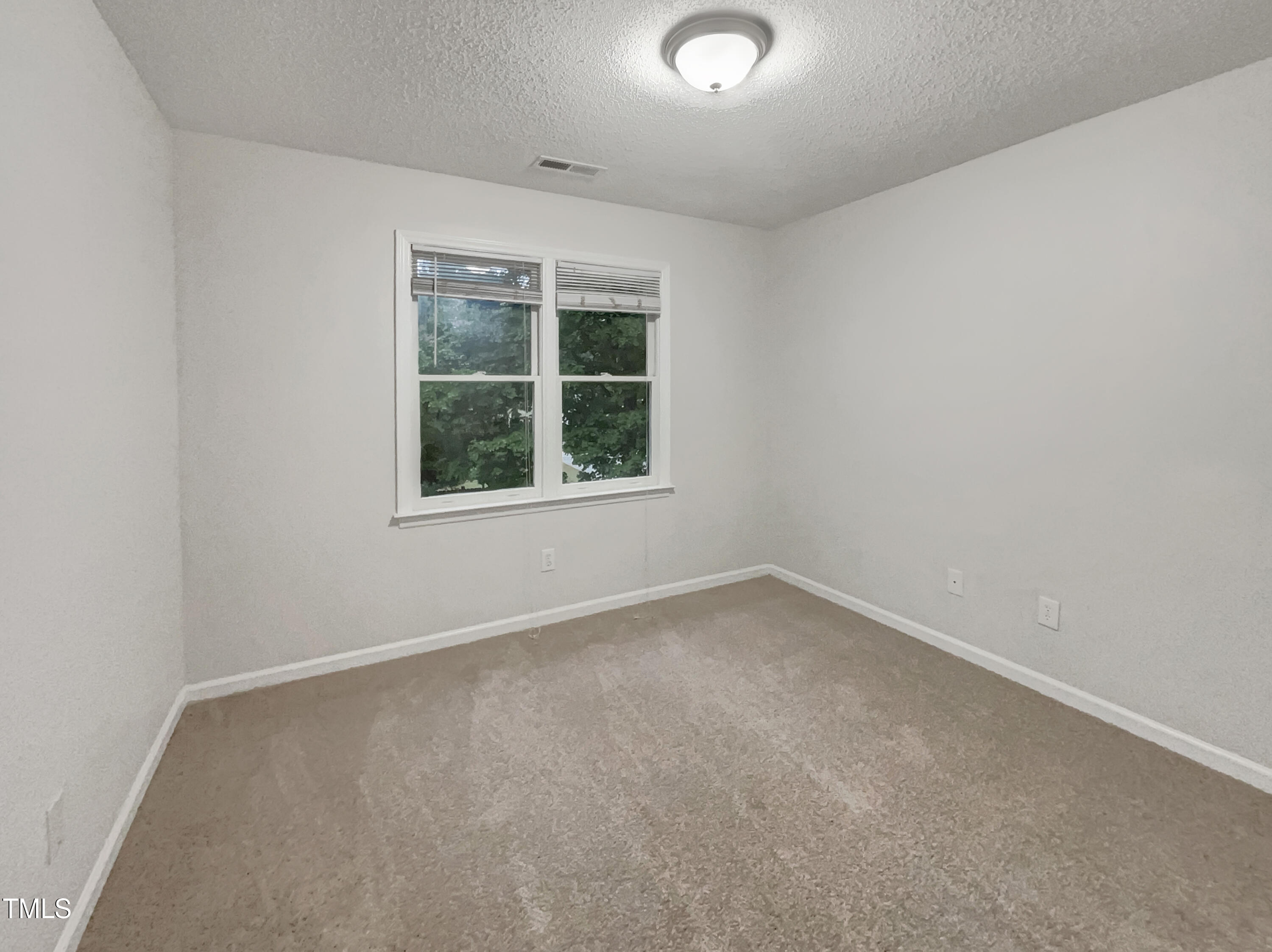 1000 Pinewinds Drive