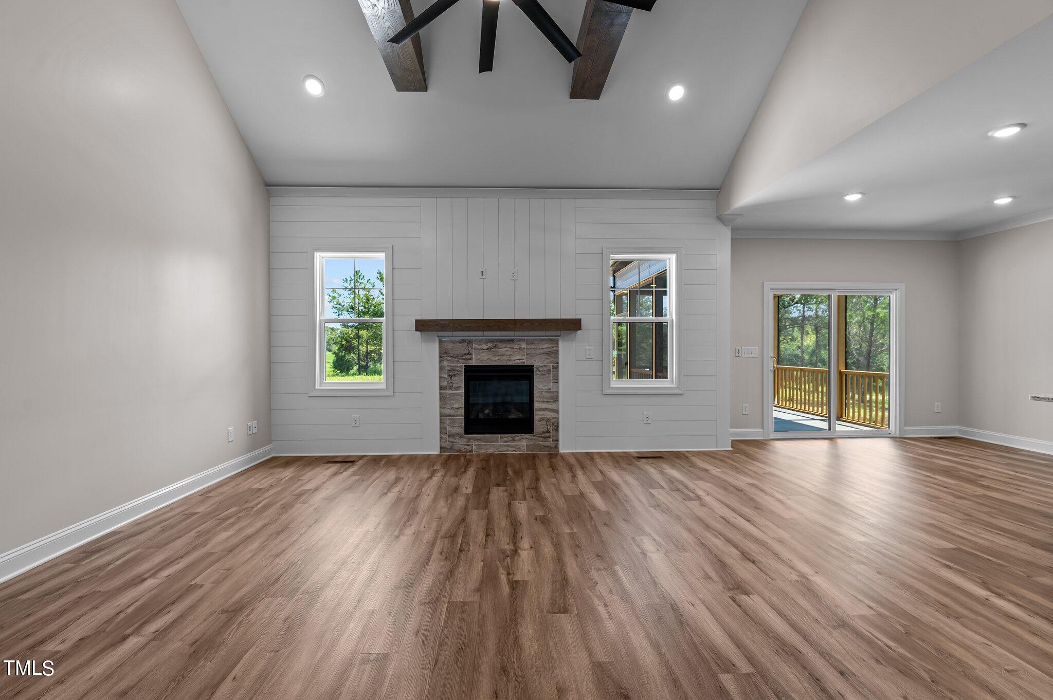 10 Woodford Way