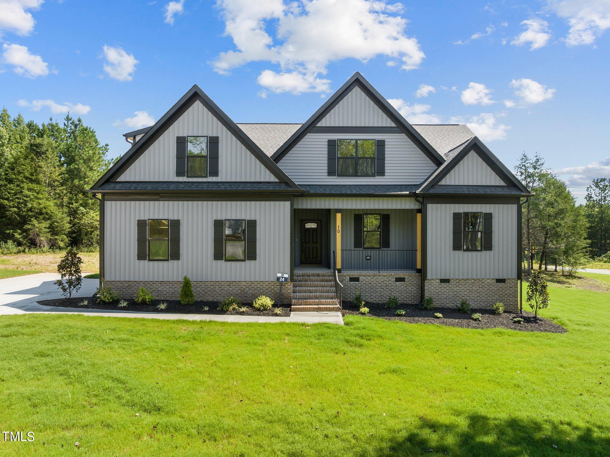 10 Woodford Way
