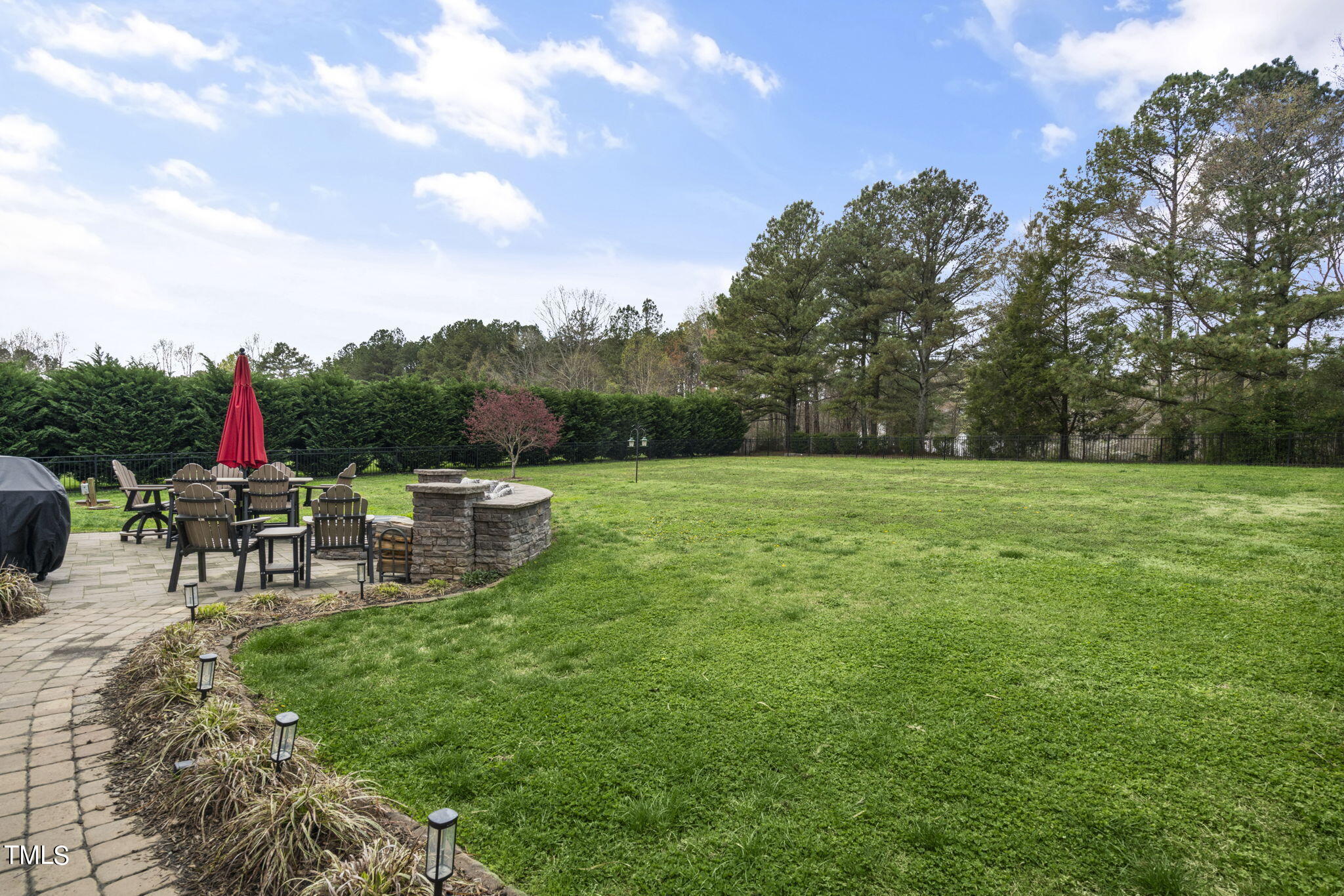 1103 Dovefield Lane