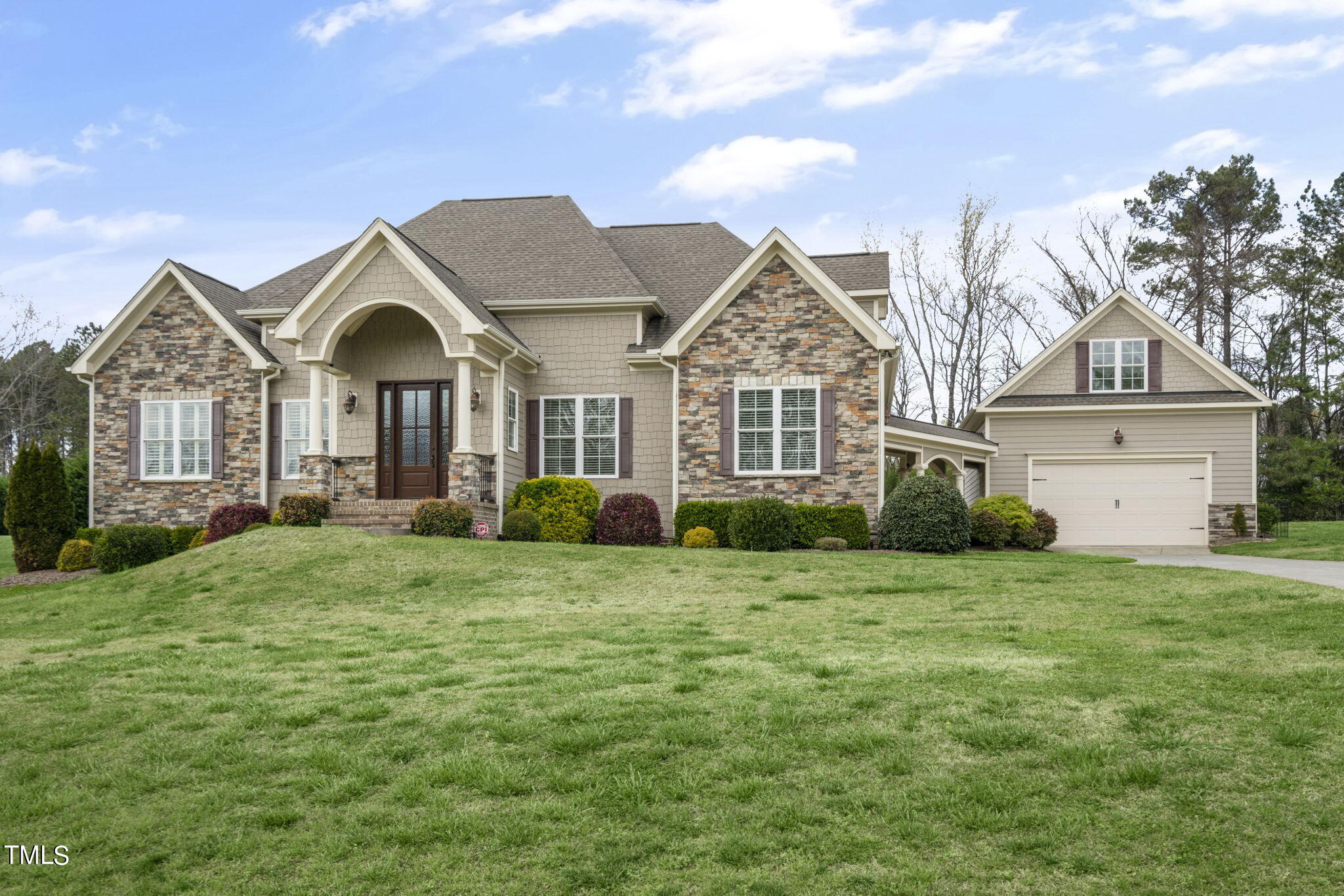 1103 Dovefield Lane