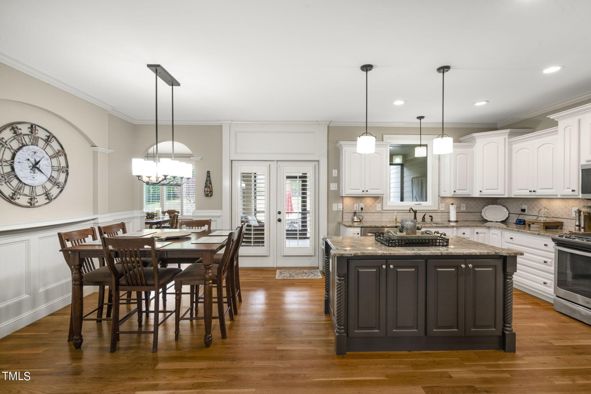 1103 Dovefield Lane