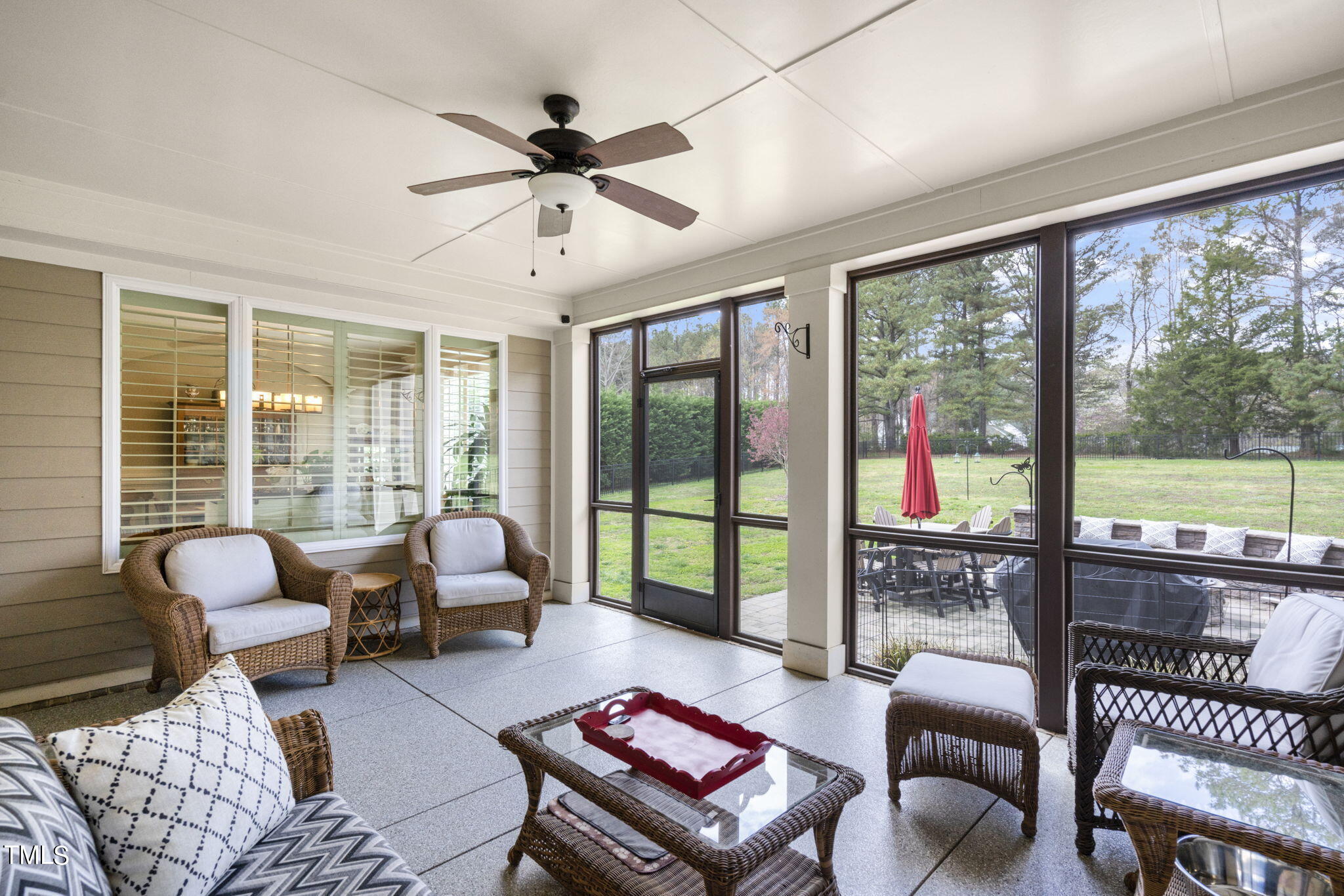 1103 Dovefield Lane