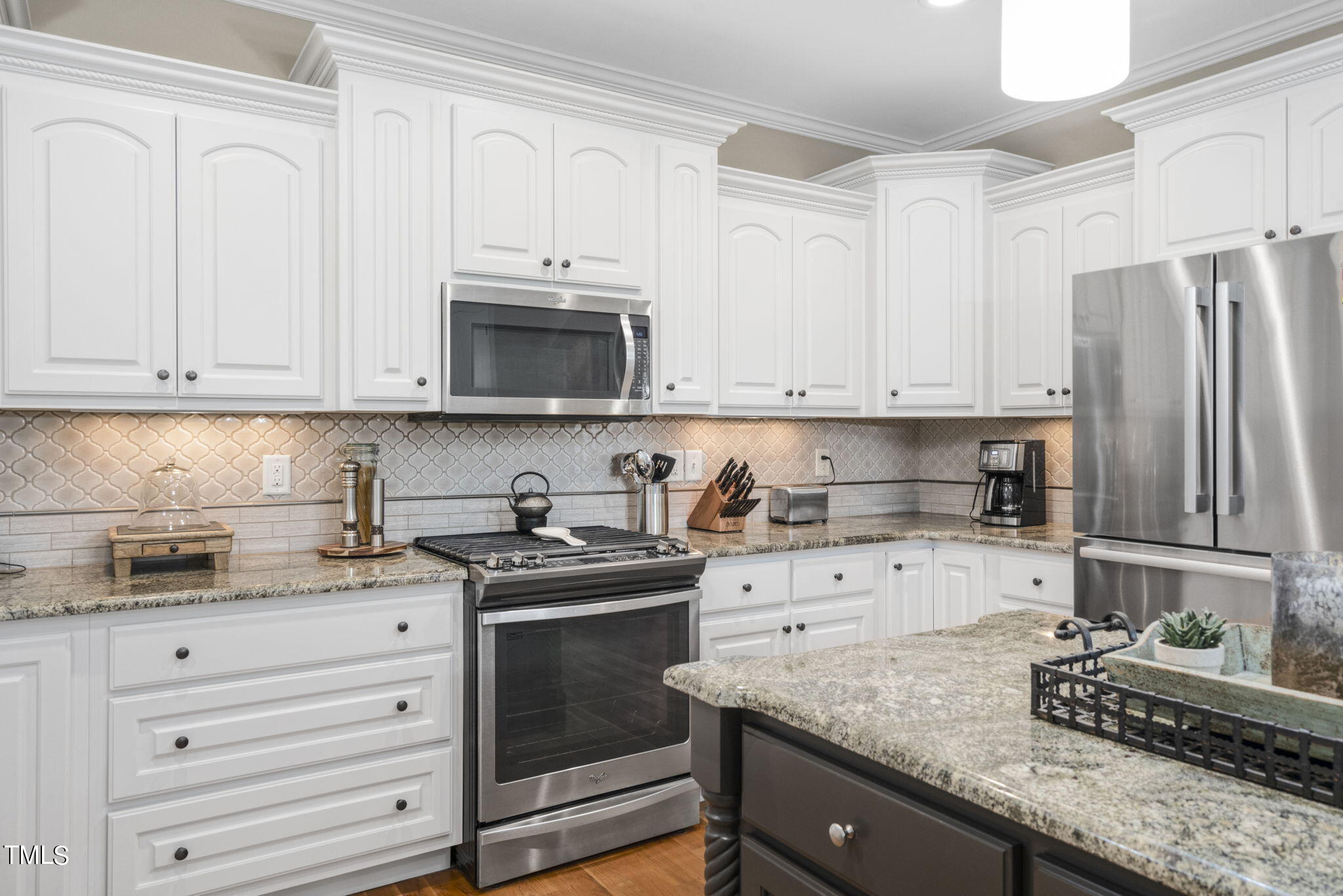 1103 Dovefield Lane