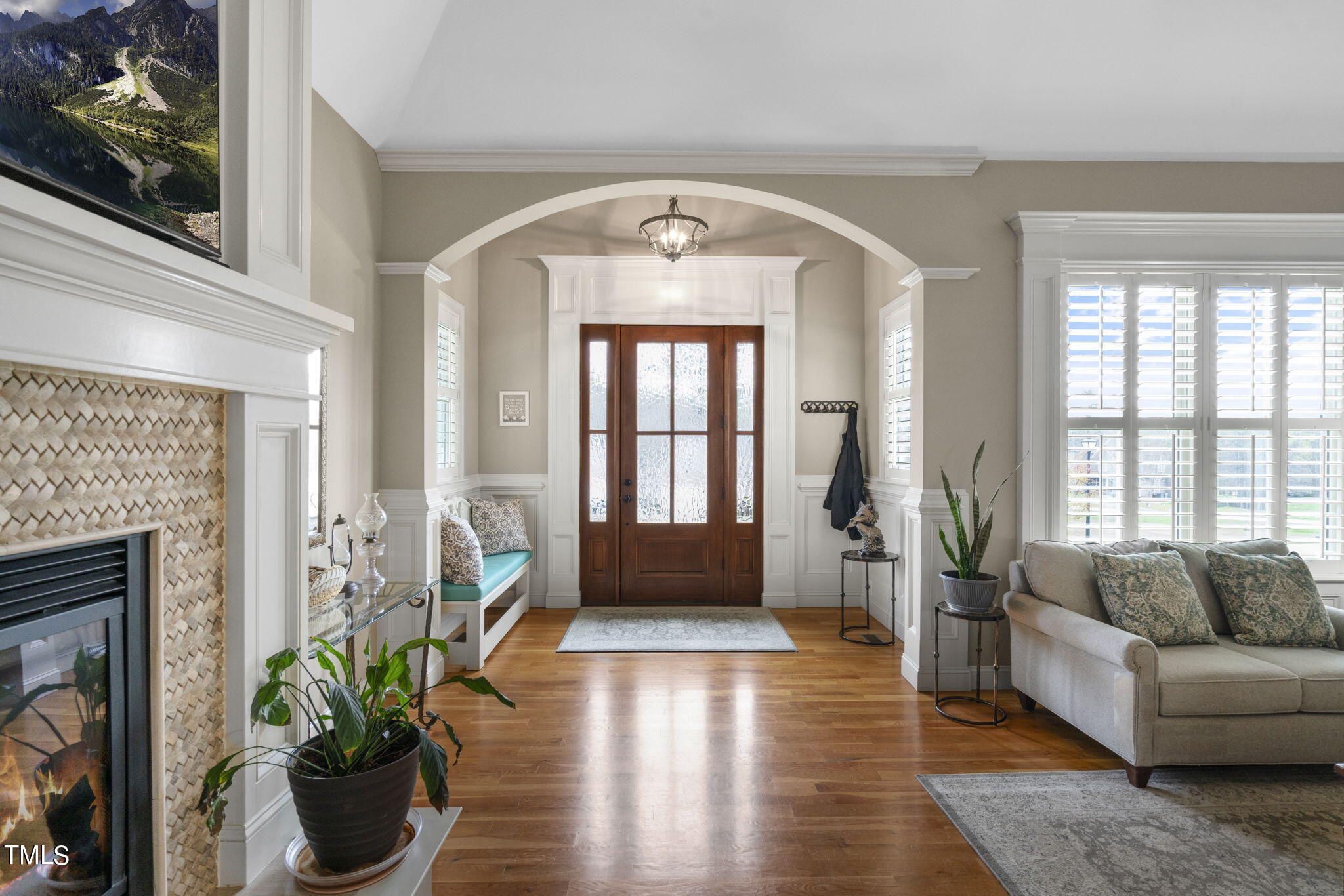 1103 Dovefield Lane