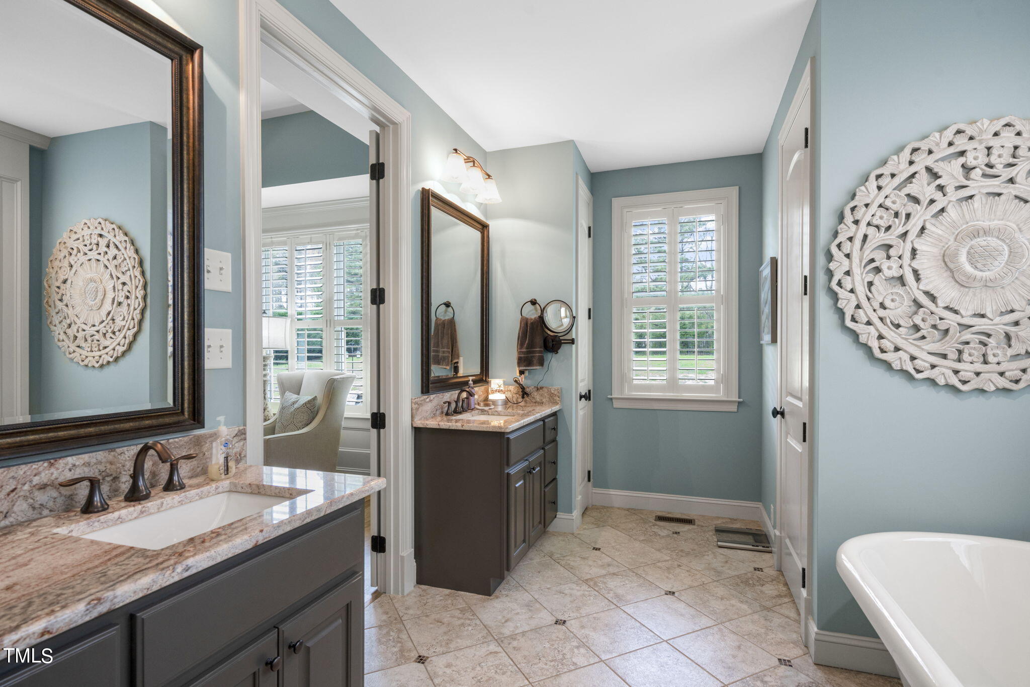1103 Dovefield Lane