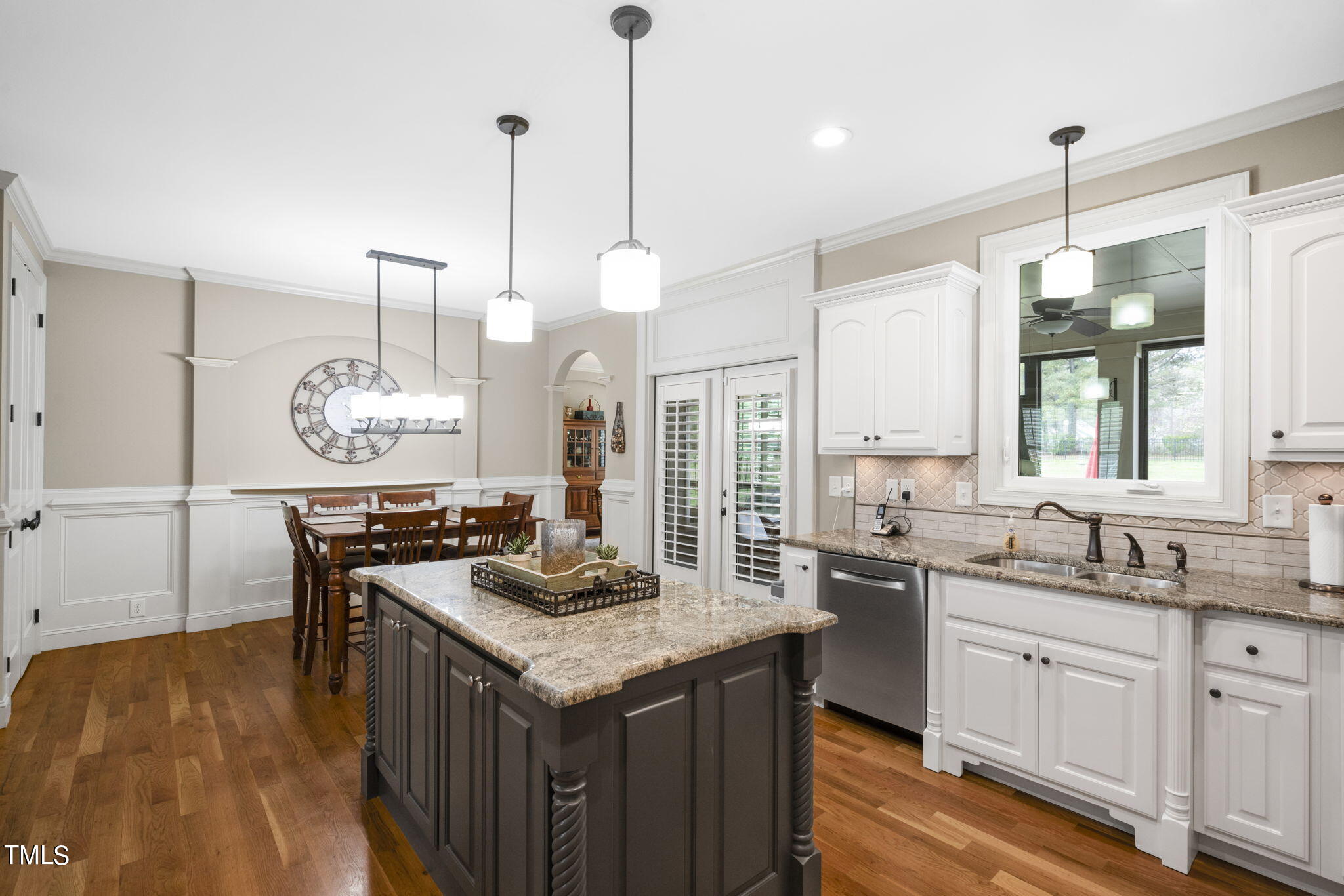 1103 Dovefield Lane