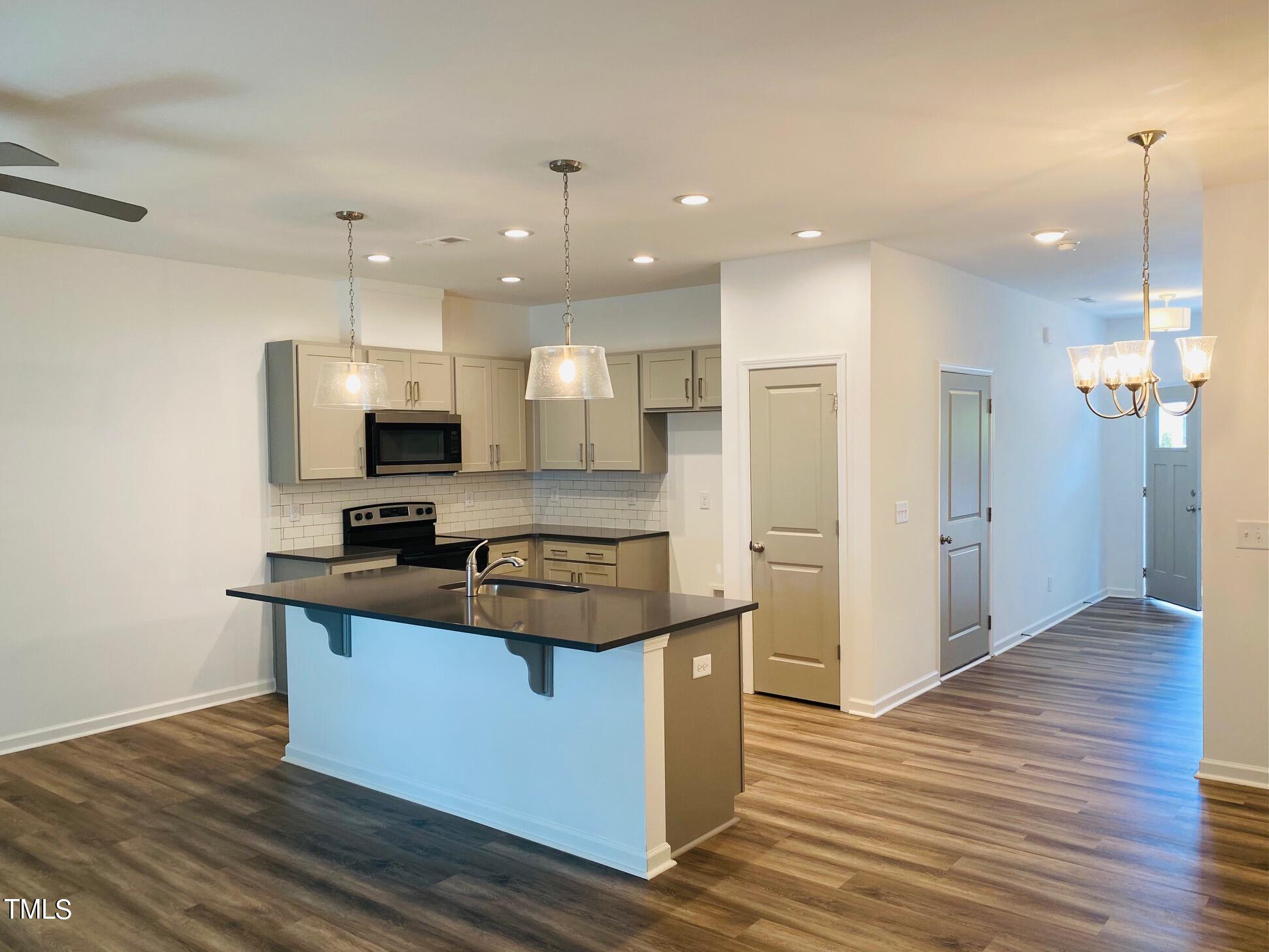 24 S Lenny Drive # 10