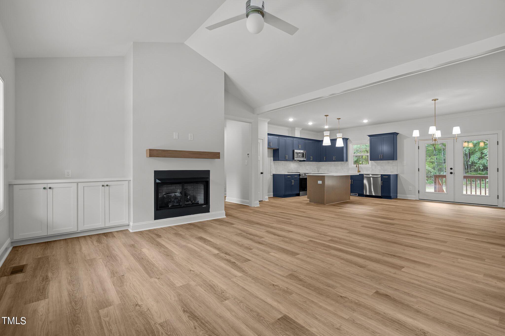 140 Leisure Lane