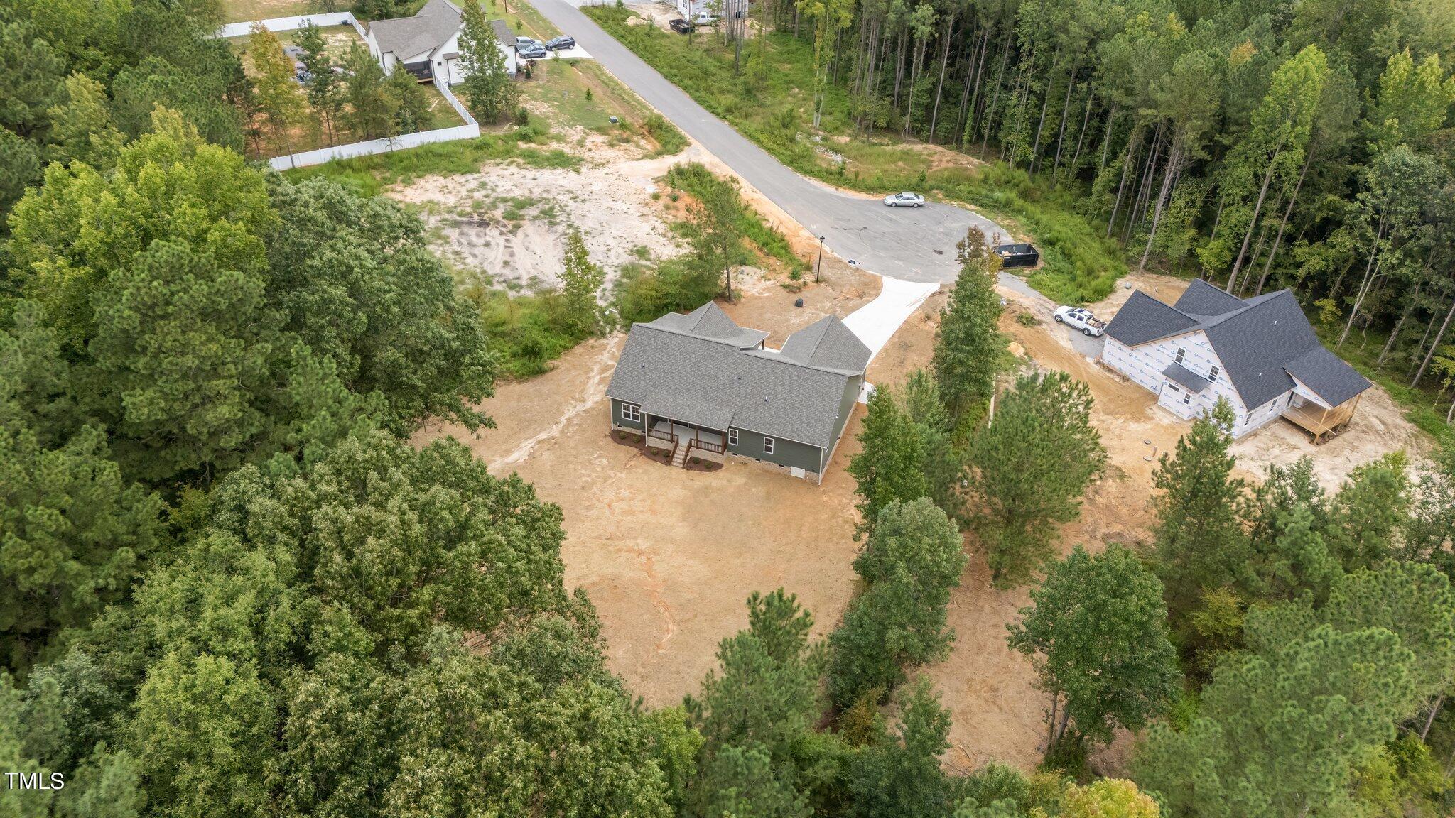 140 Leisure Lane