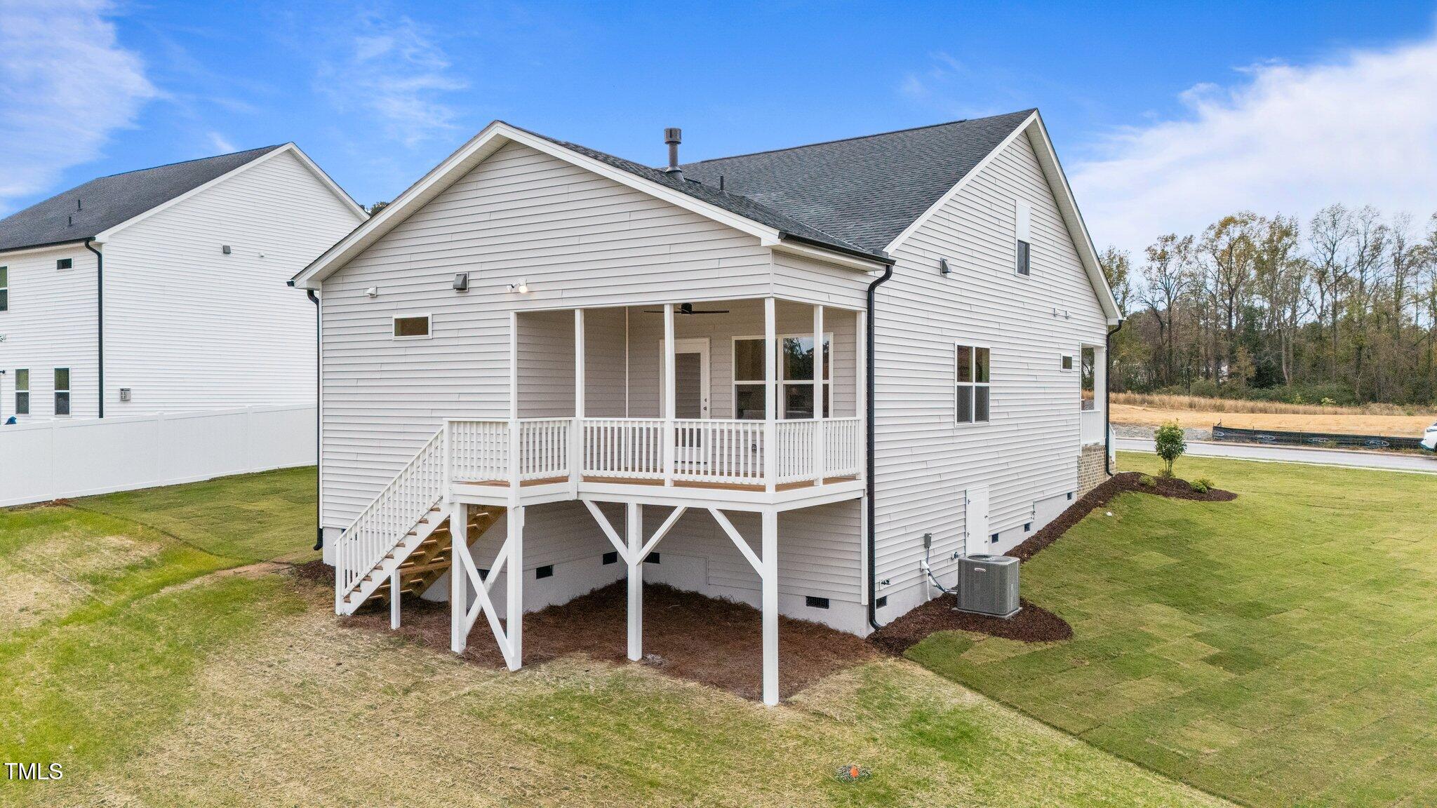 304 Pecan Valley Way