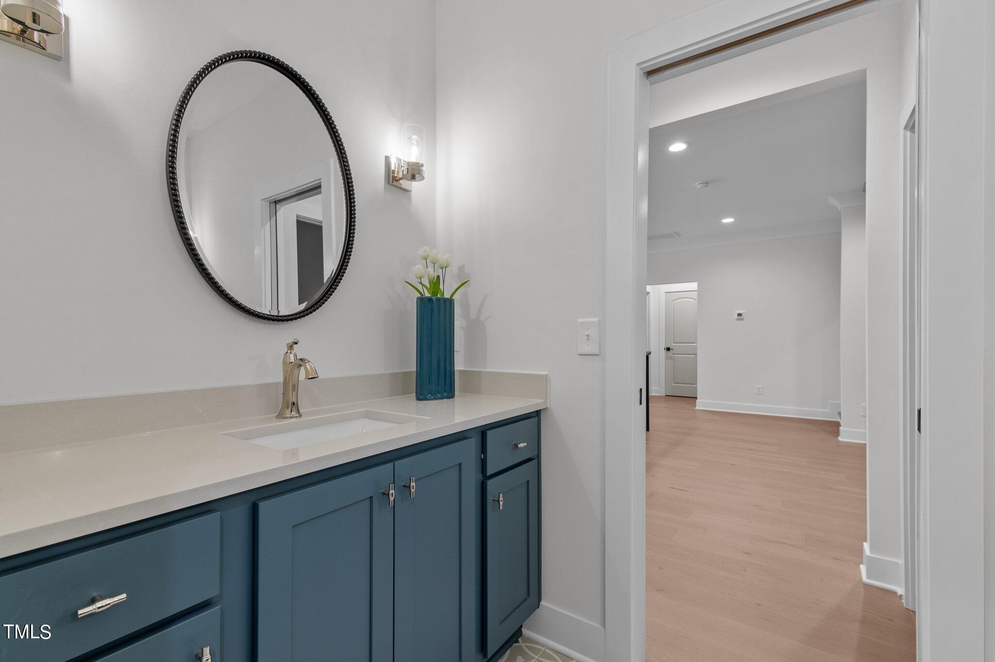 1212 Gunnison Place