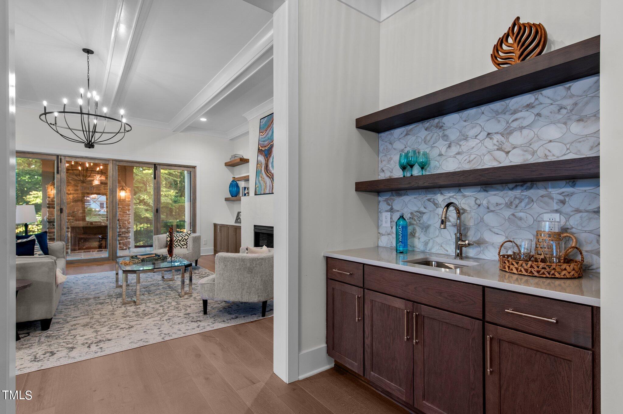 1212 Gunnison Place