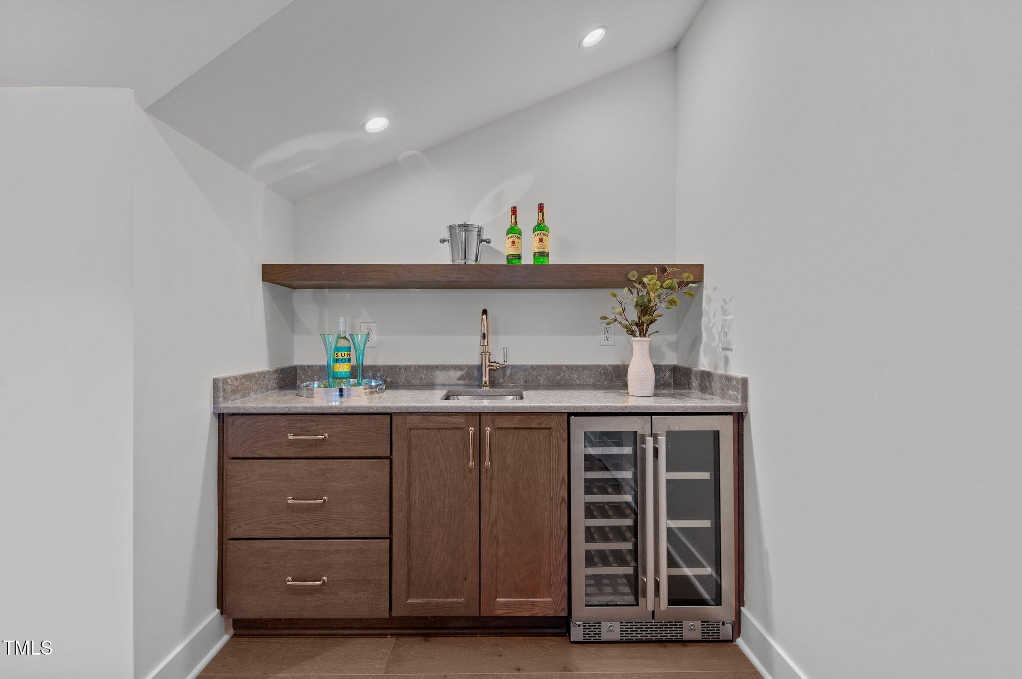 1212 Gunnison Place