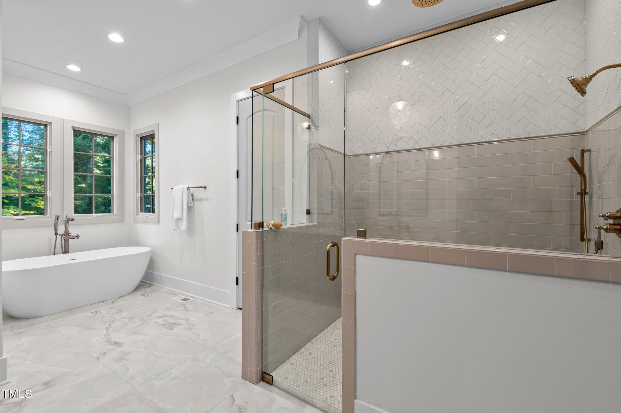 1212 Gunnison Place
