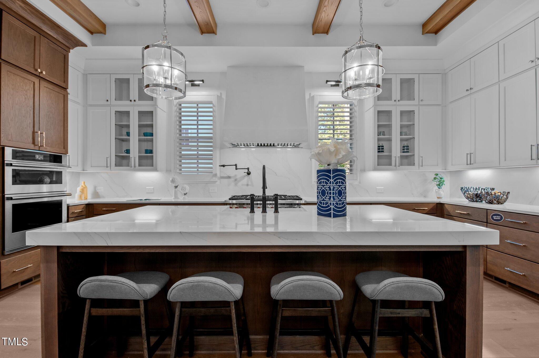 1212 Gunnison Place
