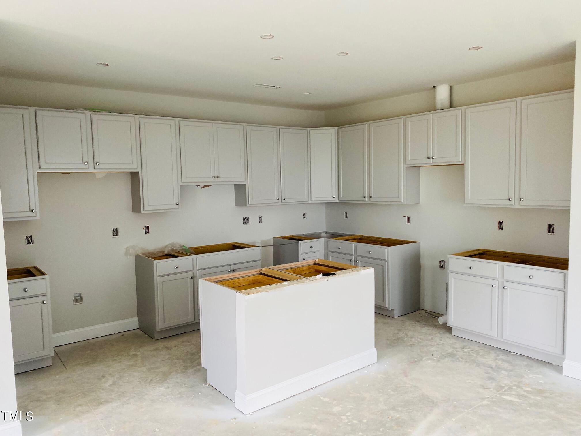 558 Eversden Drive # 226