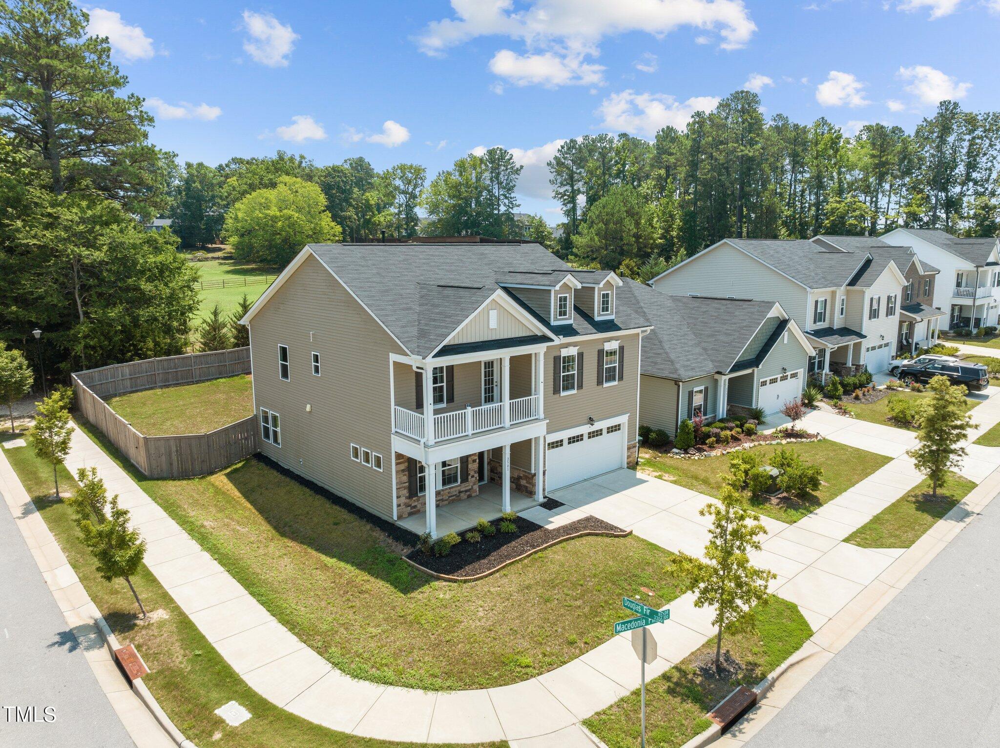 2501 Macedonia Pine Drive