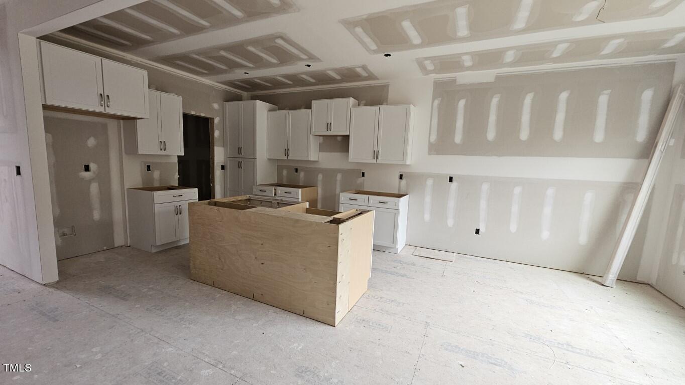115 Weathered Oak Way