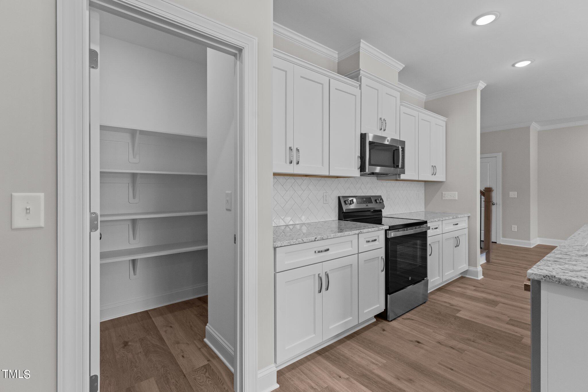 50 Weathered Oak Way