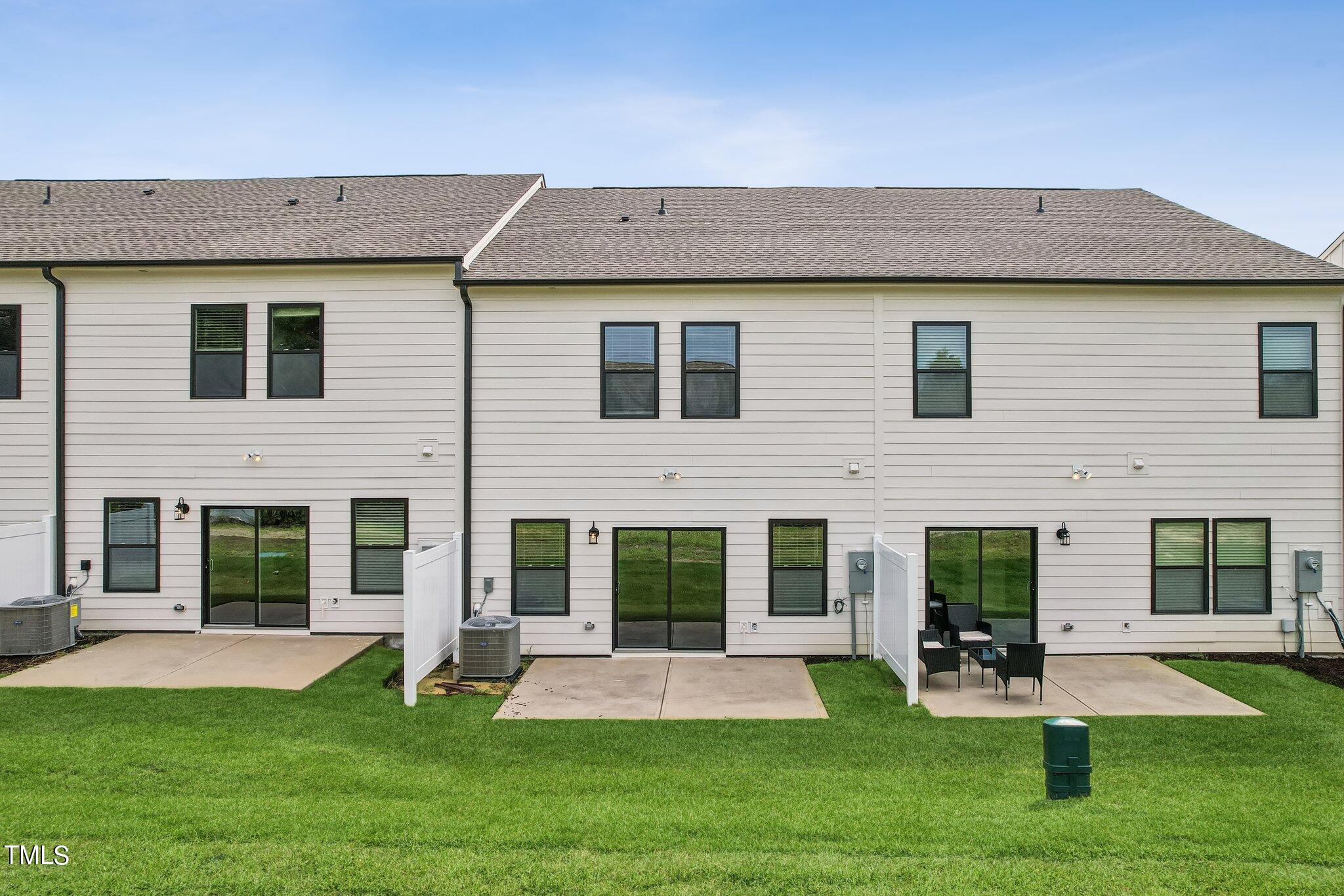 114 Periwinkle Place # 17