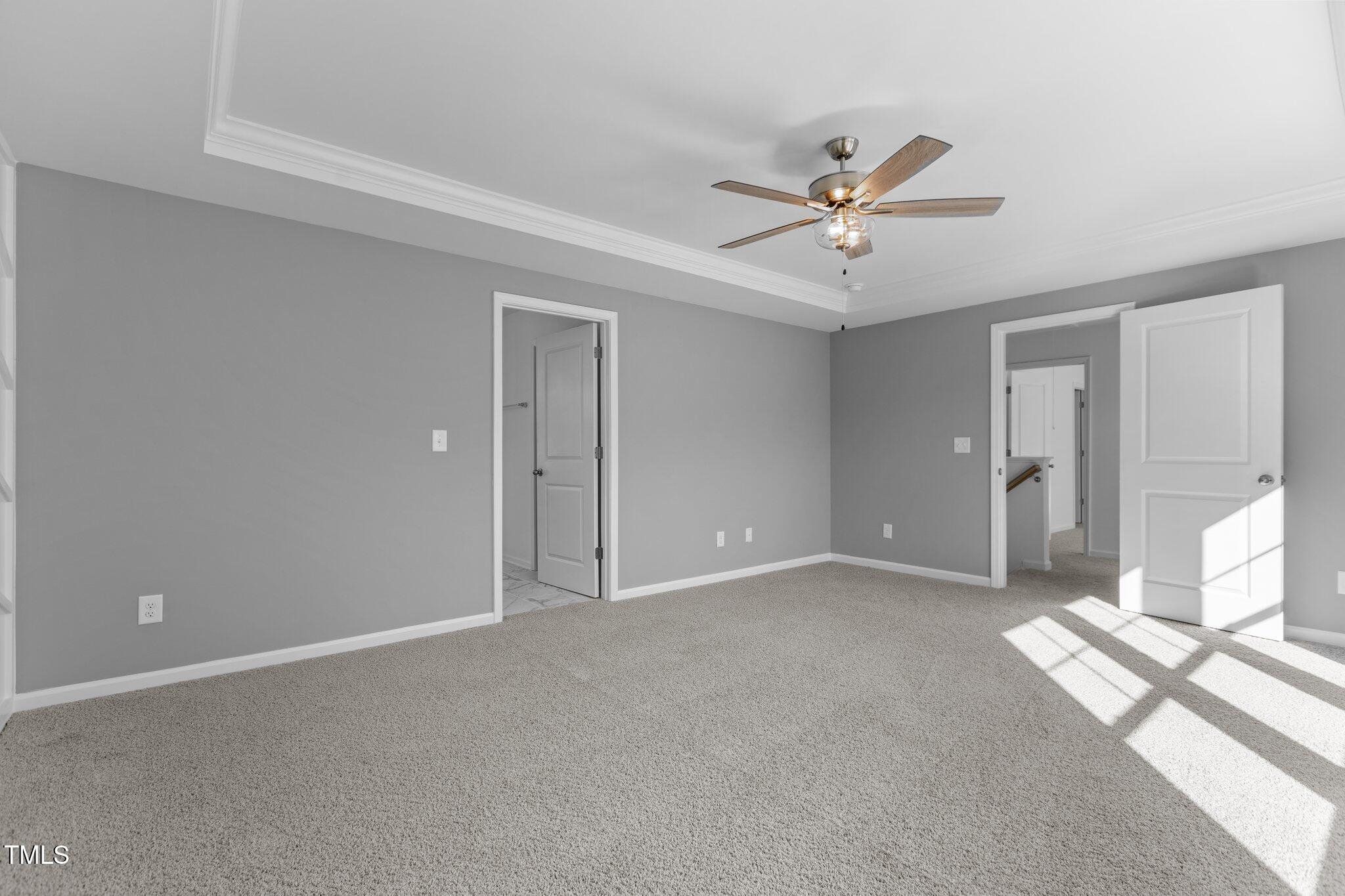 5009 Macleod Place