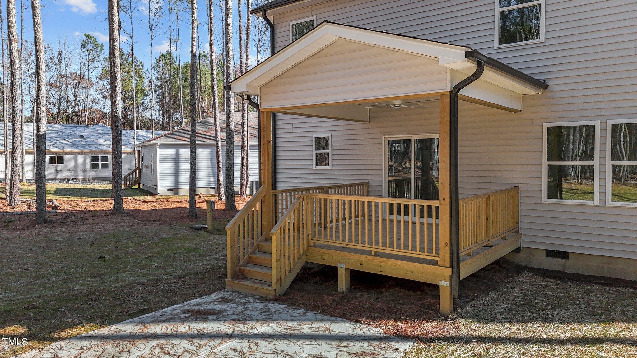 5009 Macleod Place